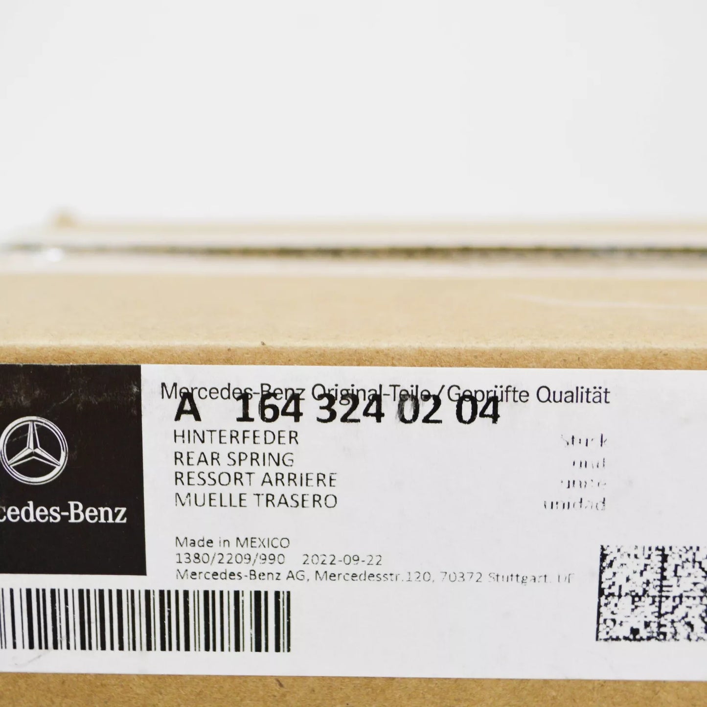 NEW MERCEDES-BENZ ML W164 REAR COIL SPRING A1643240204 ORIGINAL