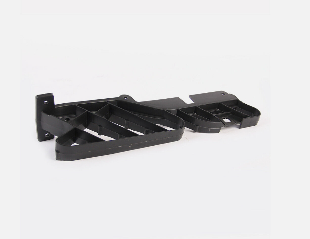 NEW VW GOLF CD MK8 FRONT CENTER RADIATOR BRACKET GUIDE 5H0805706 ORIGINAL
