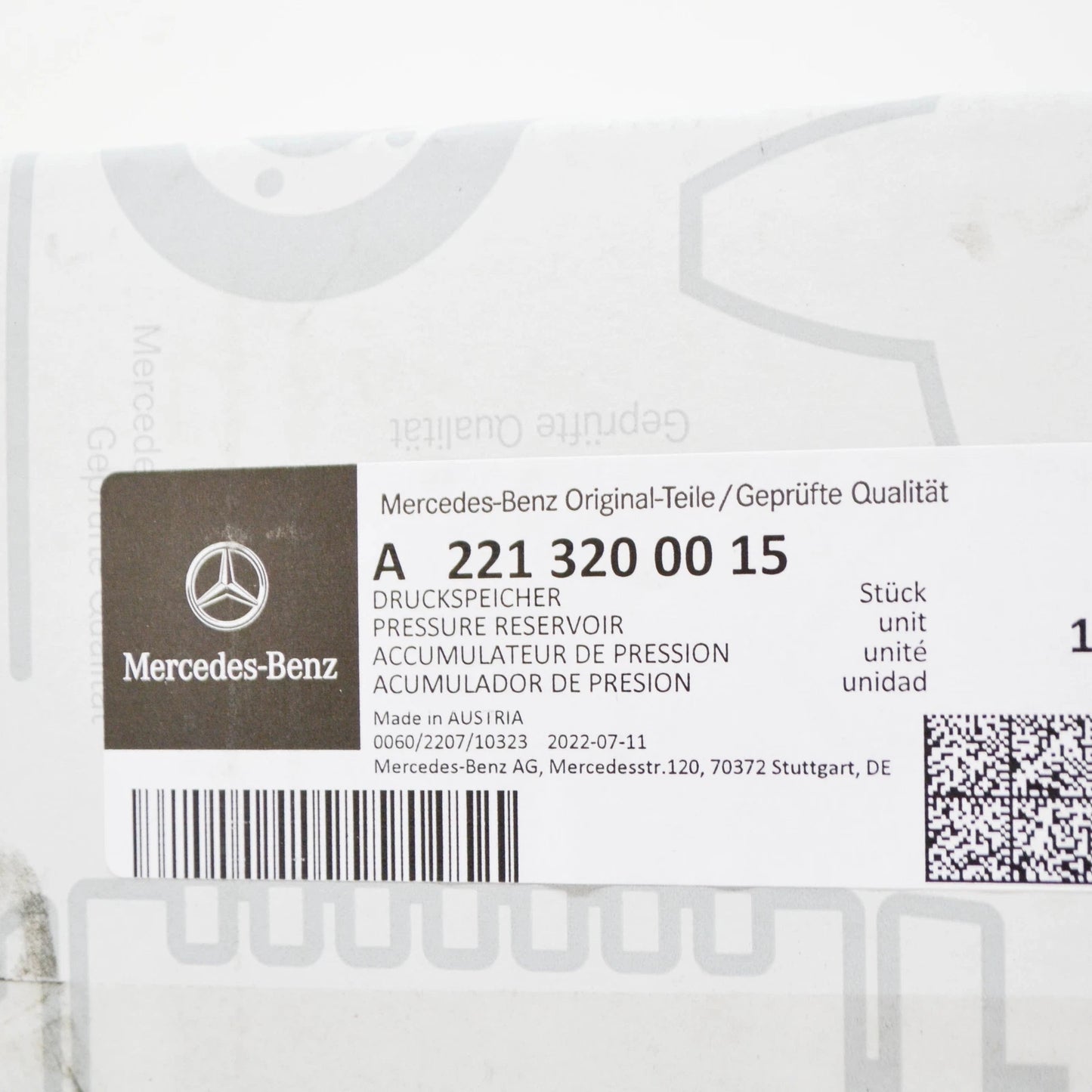 NEW MERCEDES-BENZ S W221 AIR SUSPENSION VACUUM TANK A2213200015 ORIGINAL