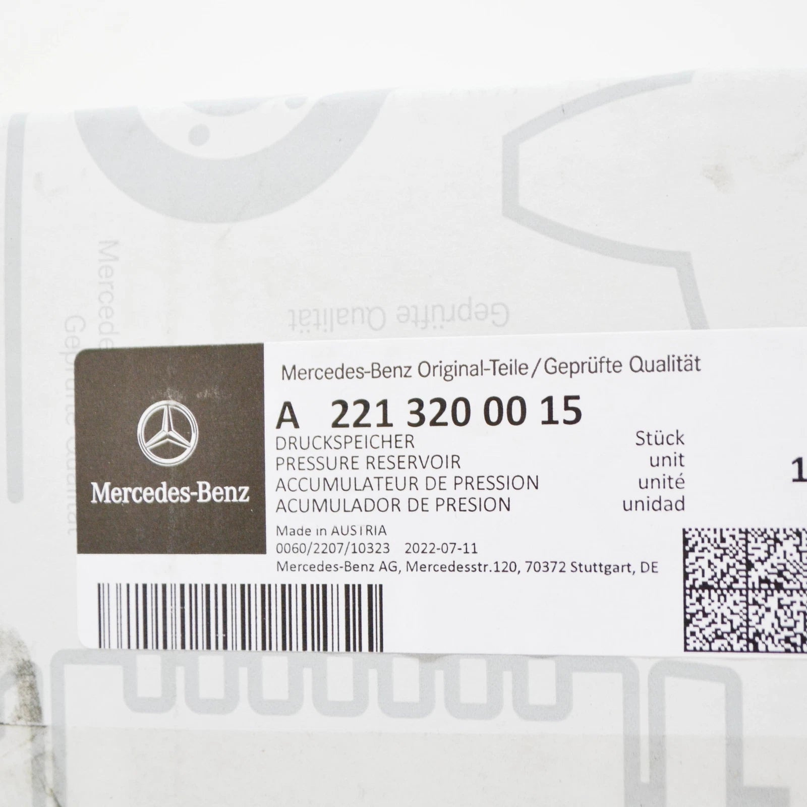 NEW MERCEDES-BENZ S W221 AIR SUSPENSION VACUUM TANK A2213200015 ORIGINAL