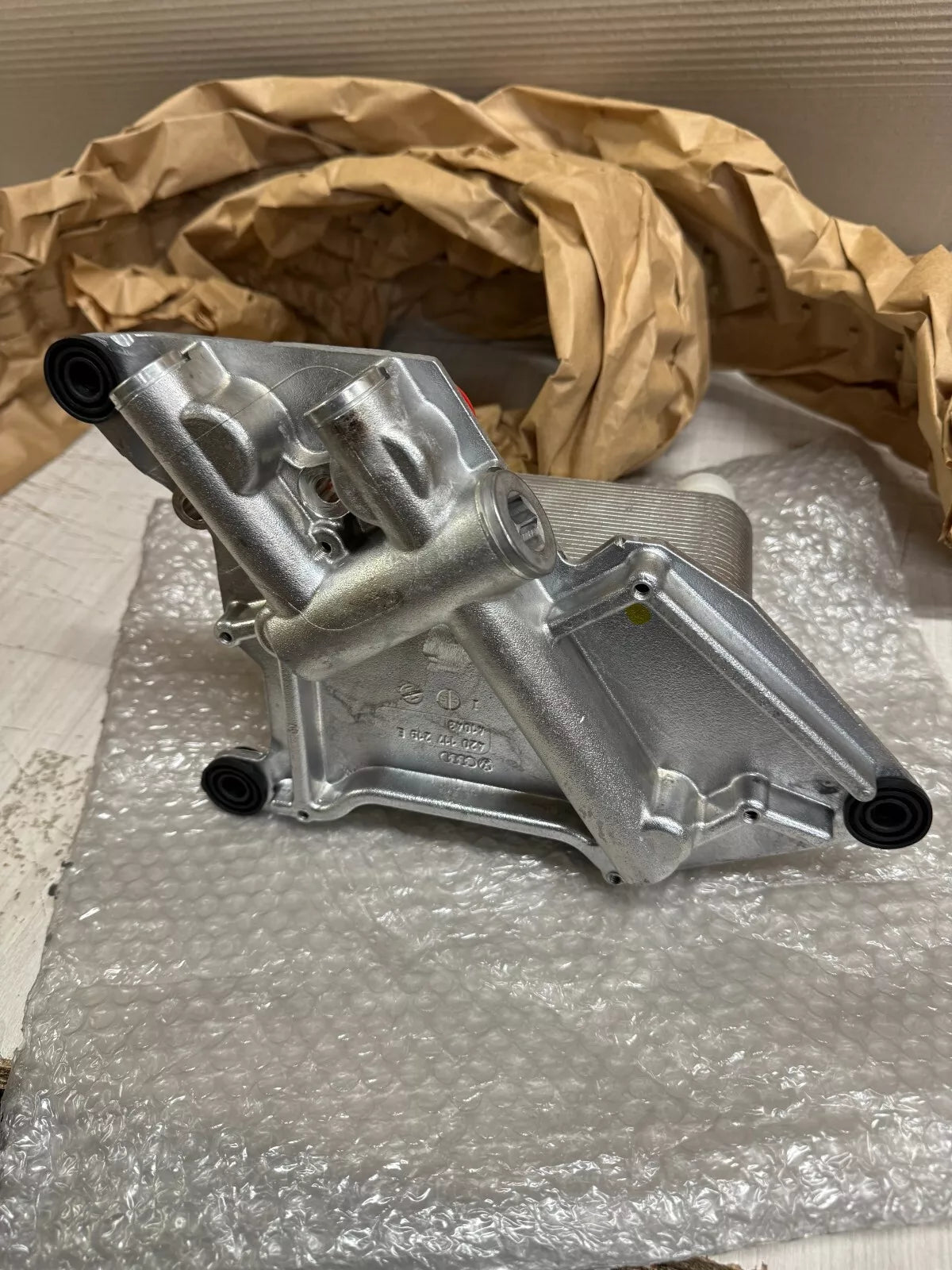 NEW AUDI R8 4.2L ENGINE OIL COOLER 420117013E OEM 420-117-013-E