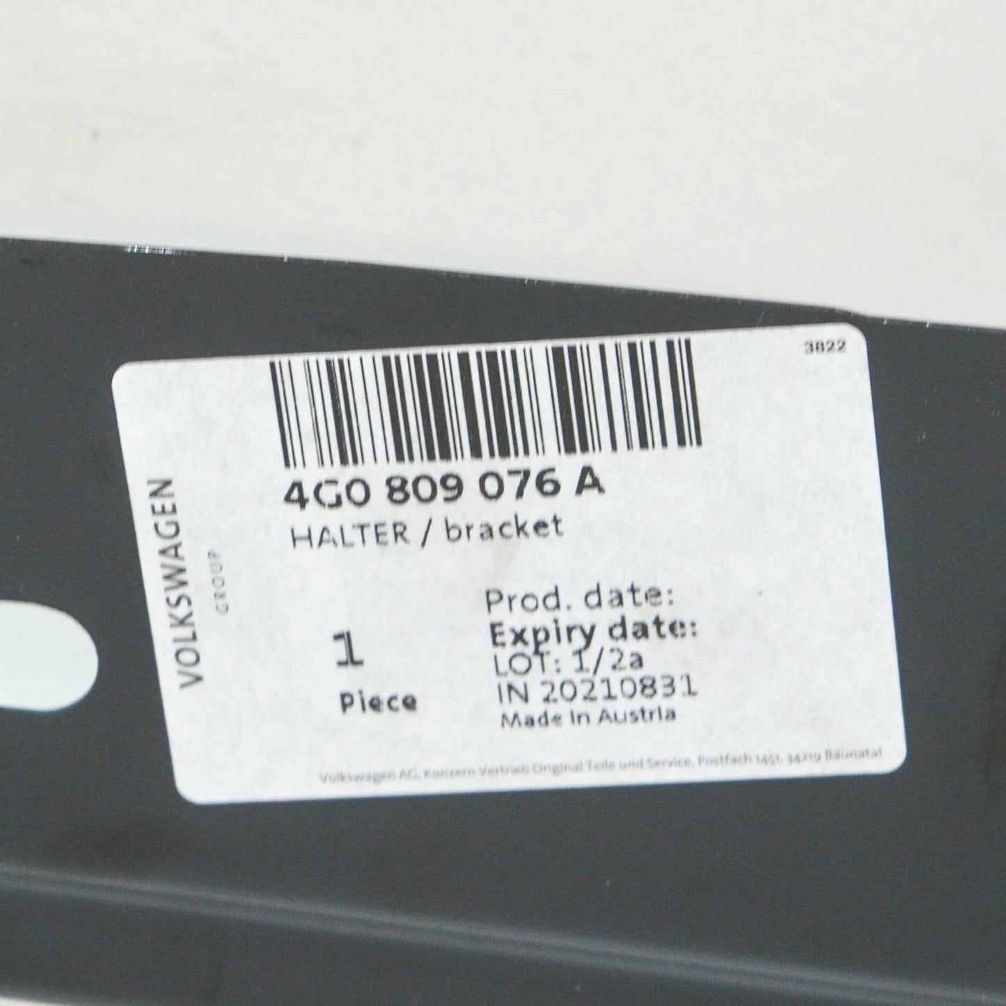 NEW AUDI A6 ALLROAD 4G FRONT RIGHT FENDER HOLDER 4G0809076A