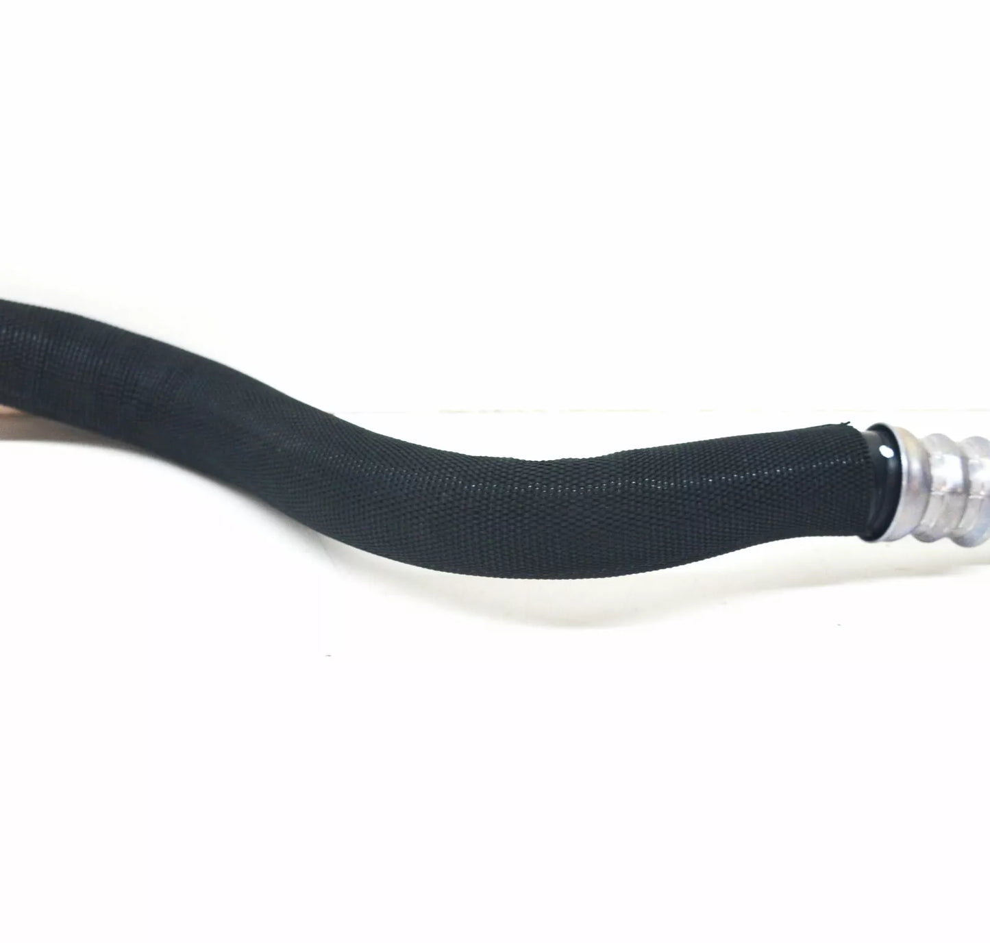 NEW MB E W213 RIGHT LOWER OIL COOLER RETURN PIPE HOSE A2135011301 ORIGINAL