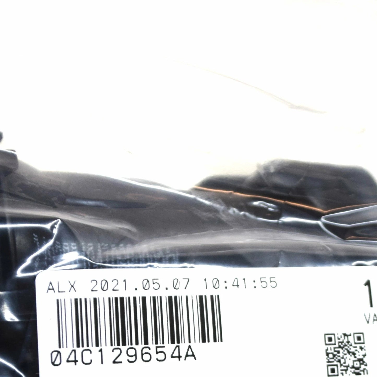 NEW VW T-ROC A11 TURBOCHARGER AIR INTAKE PIPE 04C129654A