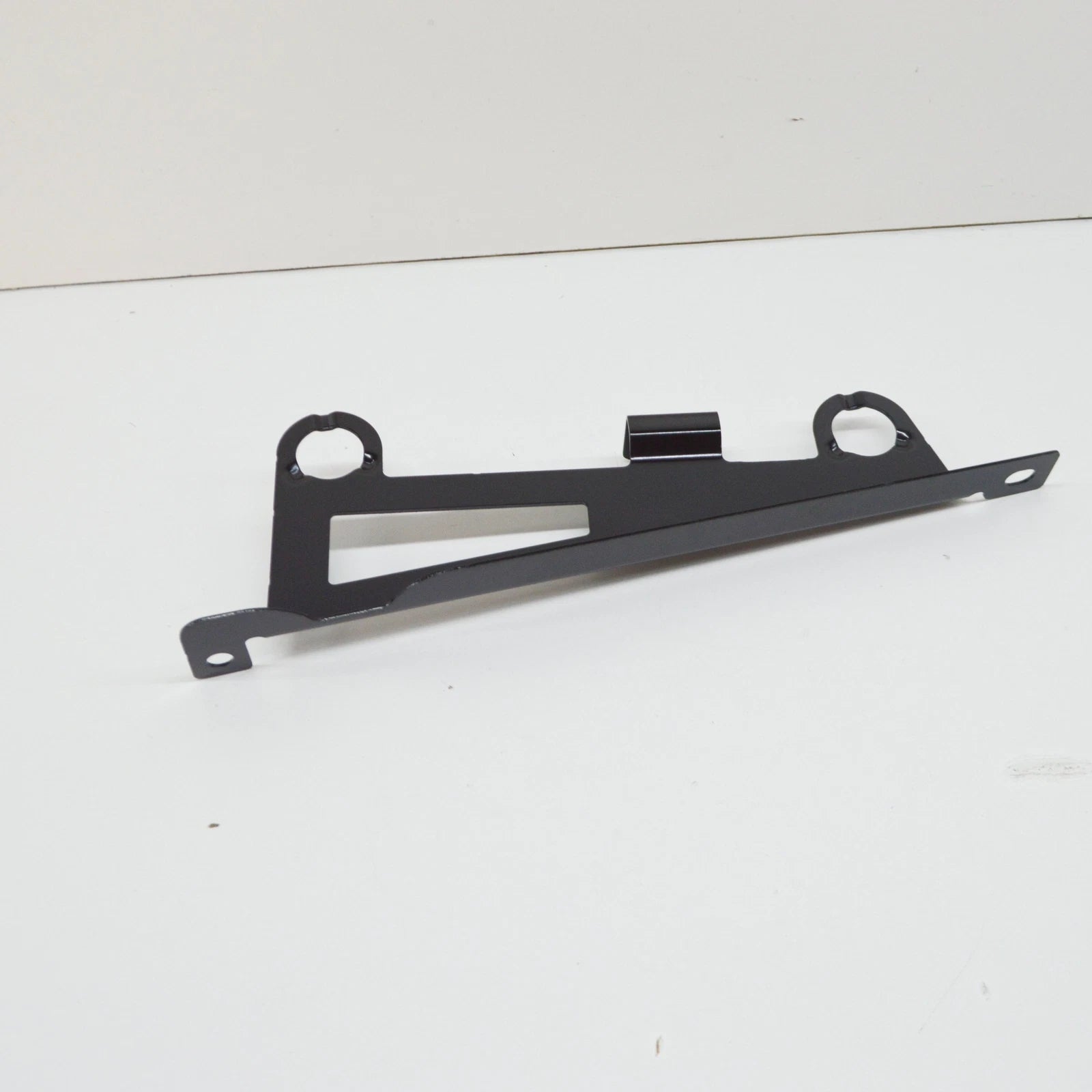 NEW BMW M4 G82 FRONT LEFT BUMPER CARRIER CROSS BAR BRACKET 51118074895 ORIGINAL