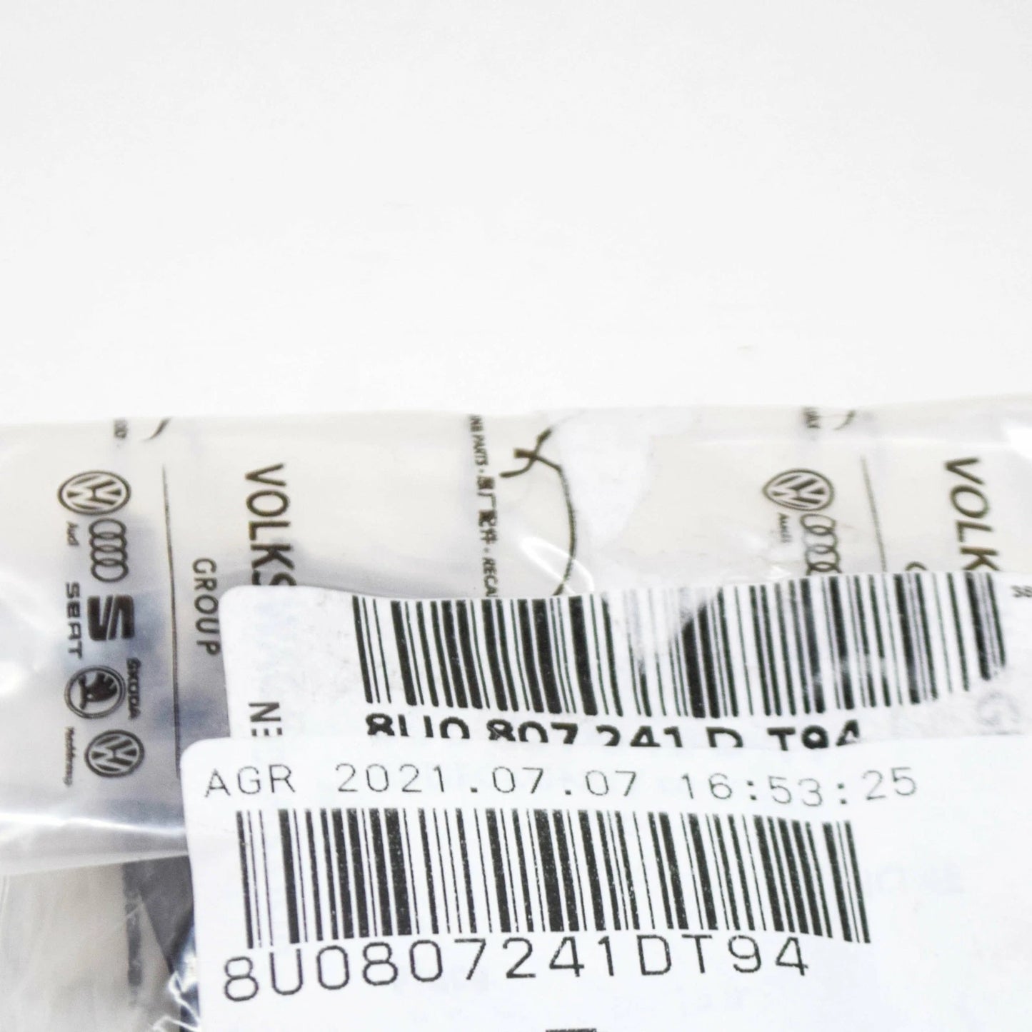 NEW AUDI Q3 8U FRONT BUMPER RIGHT TOW EYE COVER 8U0807241DT94 ORIGINAL