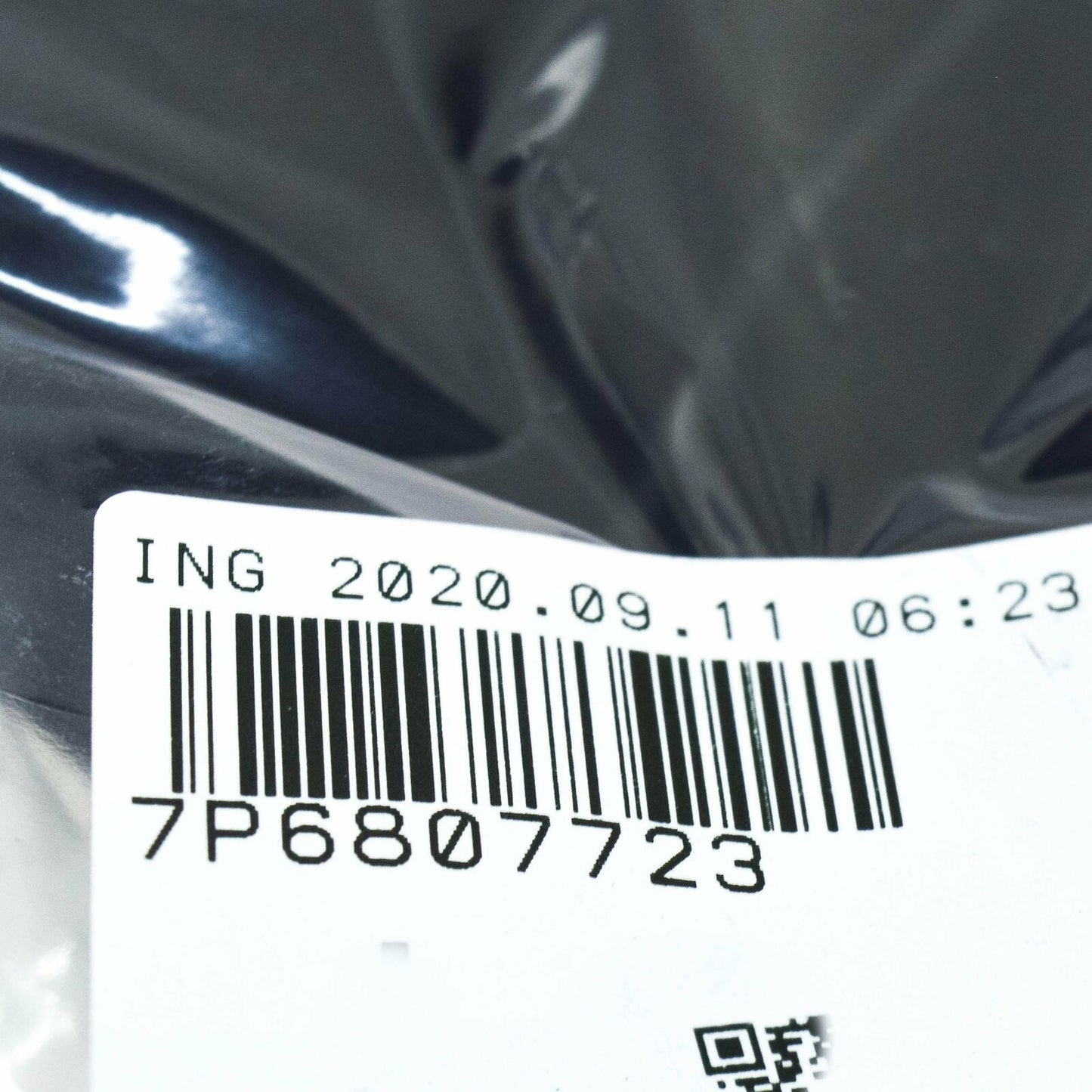 NEW VOLKSWAGEN TOUAREG 7P FRONT LEFT SIDE FOG LIGHT SUPPORT 7P6807723 ORIGINAL