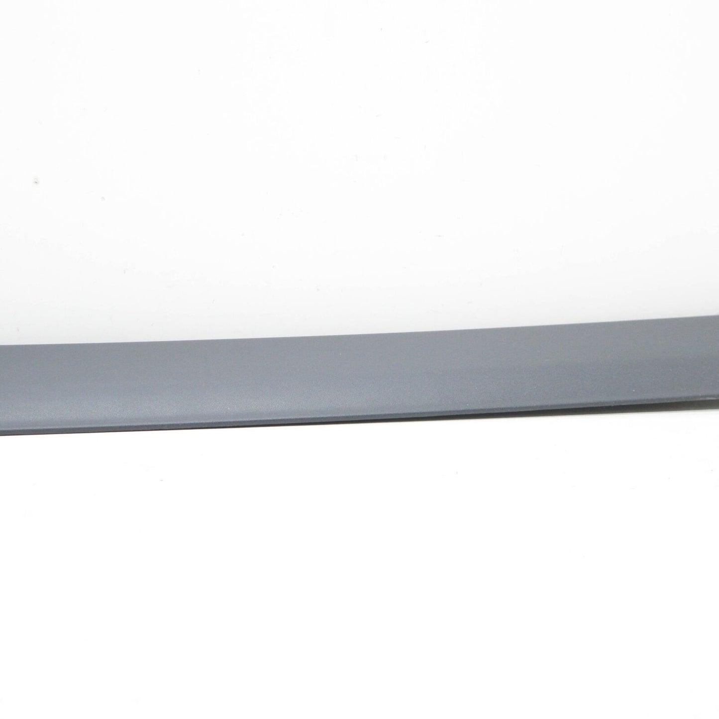 Genuine Mb Vito W639 Front Right Door Lower Moulding Trim A63969011627 G99 Original