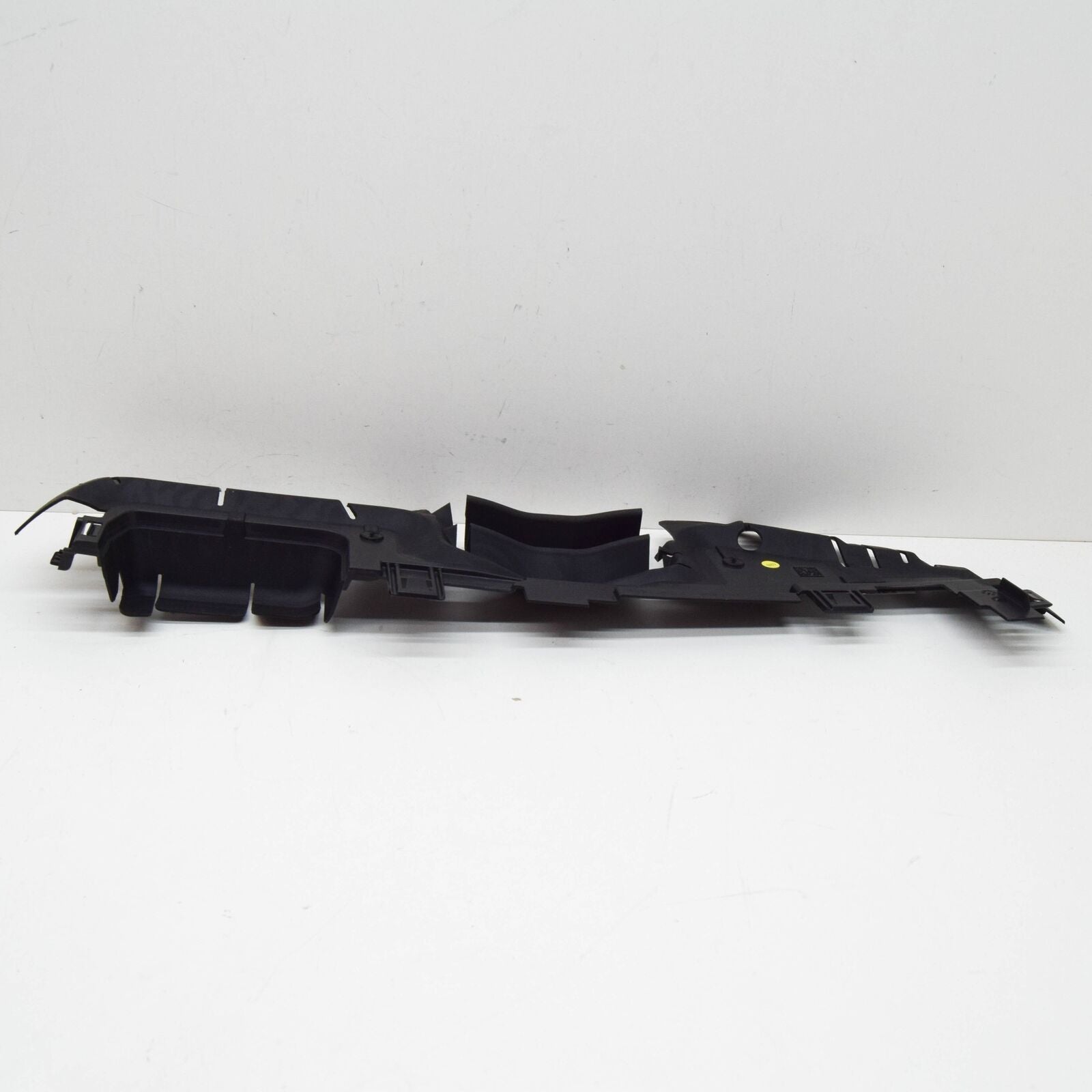 NEW AUDI A8 4N2 4N8 LEFT RADIATOR AIR GUIDE DUCT 4N0121283BE ORIGINAL