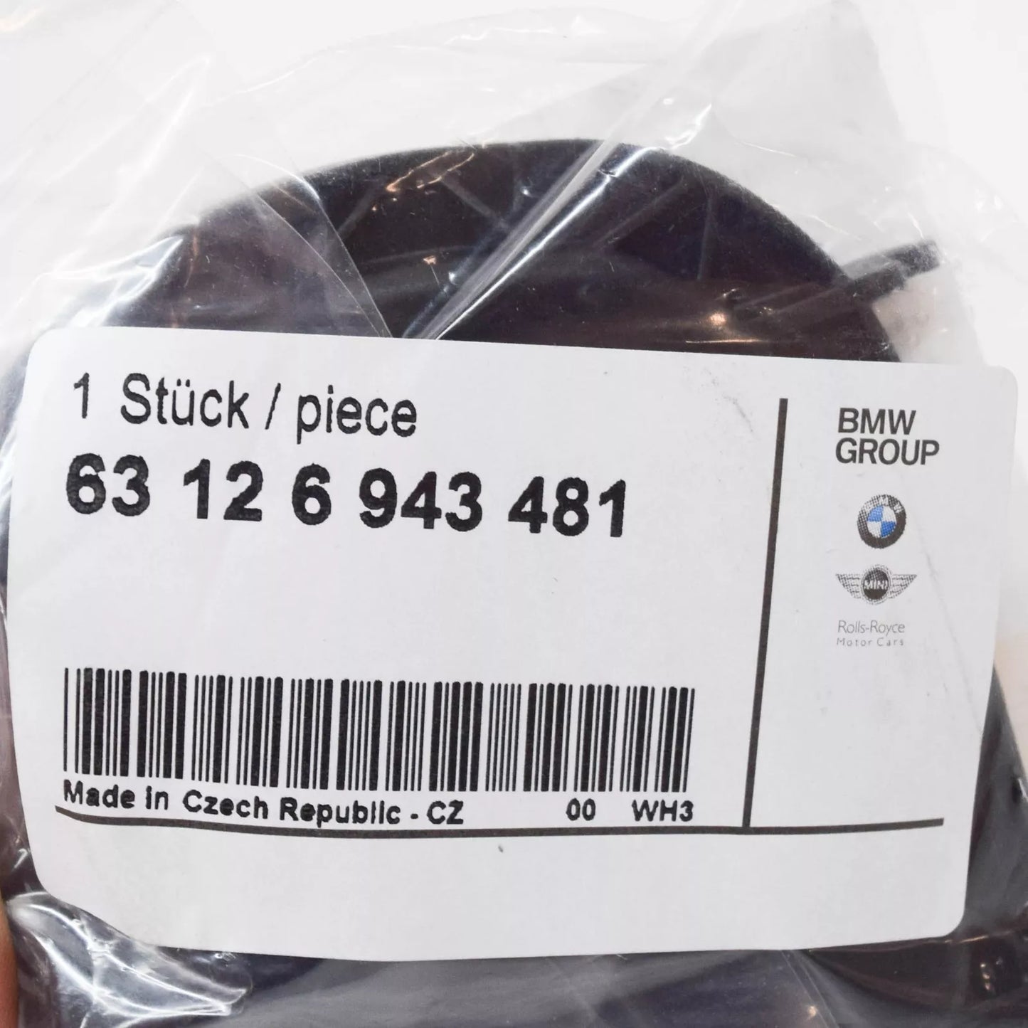 NEW BMW 6 E63 FRONT HEAD LIGHT LEFT BULB COVER 63126943481 ORIGINAL