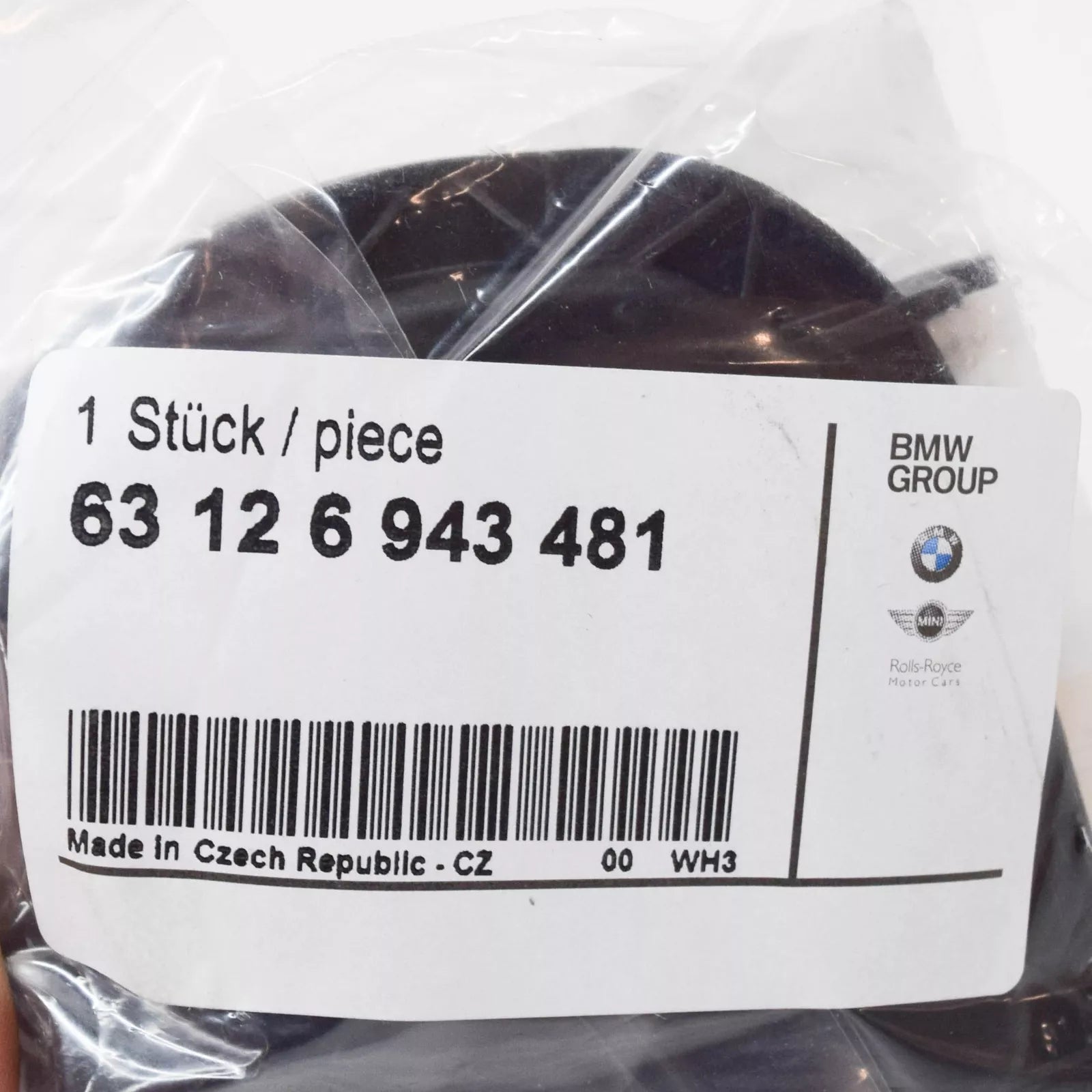 NEW BMW 6 E63 FRONT HEAD LIGHT LEFT BULB COVER 63126943481 ORIGINAL