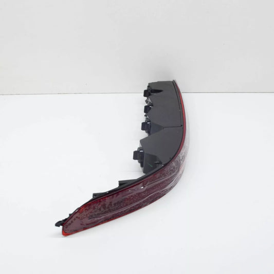 NEW AUDI Q7 4M REAR LEFT TAILLIGHT REFLECTOR 4M0945095