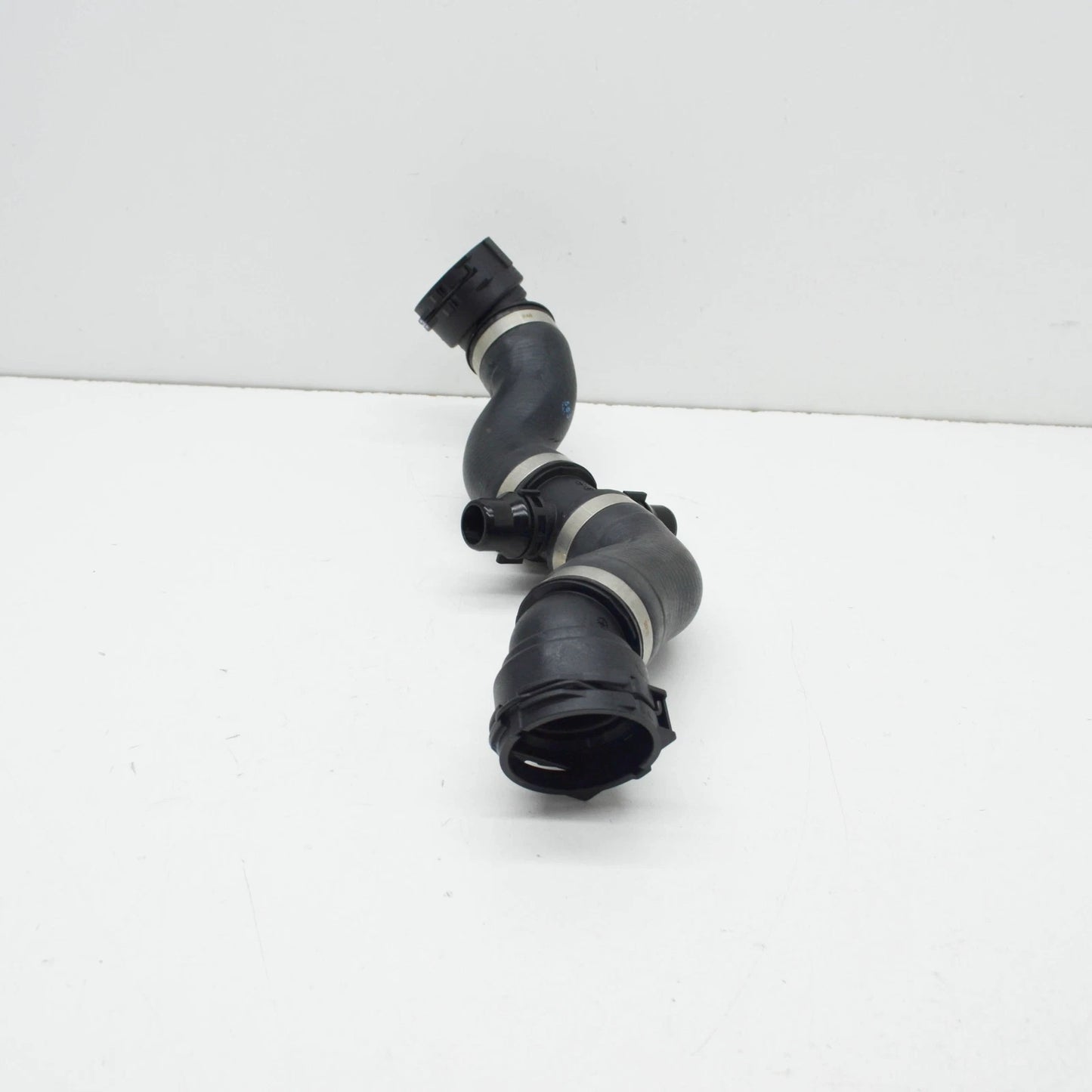 NEW BMW M4 COUPE G82 RIGHT WATER COOLANT RADIATOR HOSE 17128096423 ORIGINAL