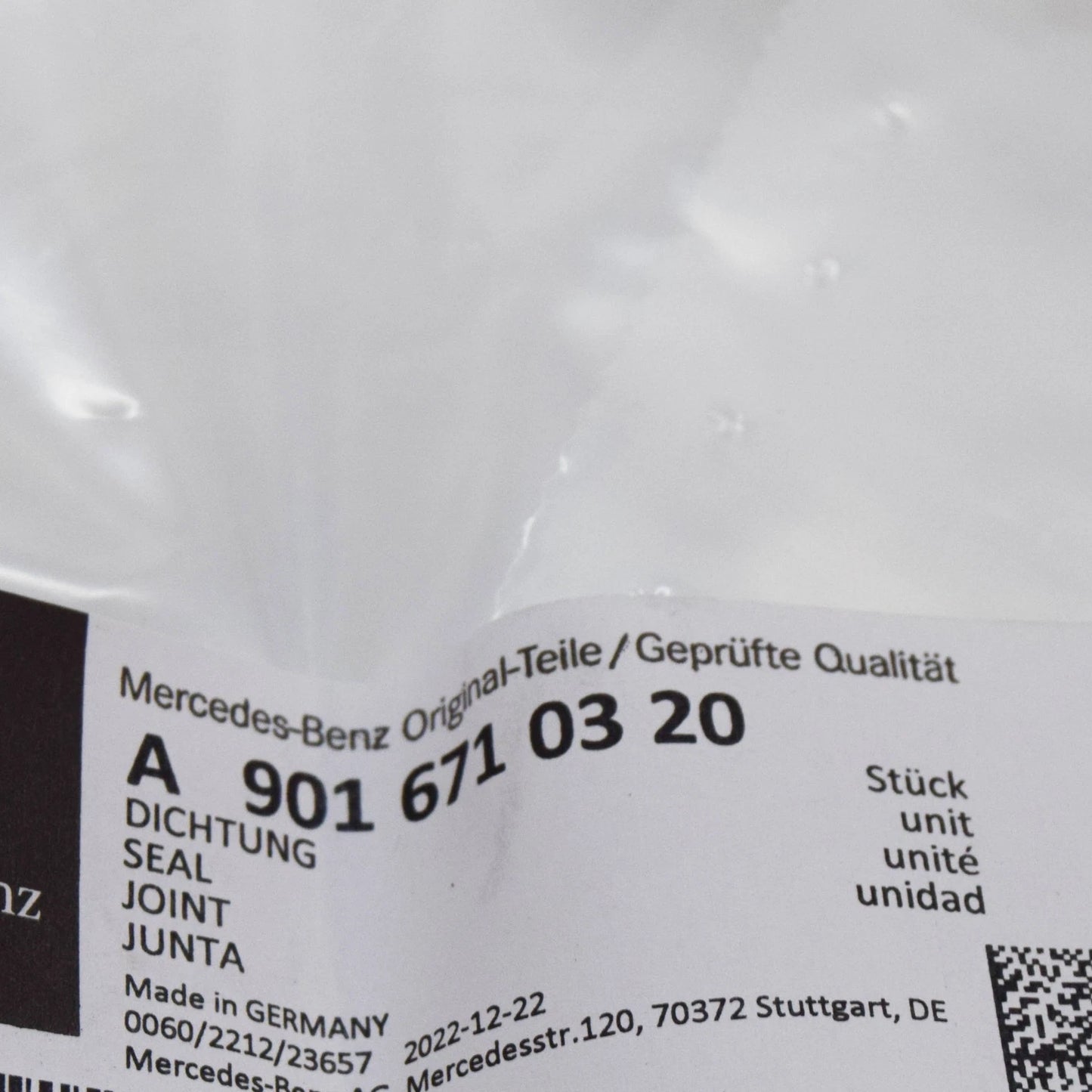 NEW MERCEDES-BENZ 903 WINDSCREEN SEAL GASKET A9016710320 ORIGINAL