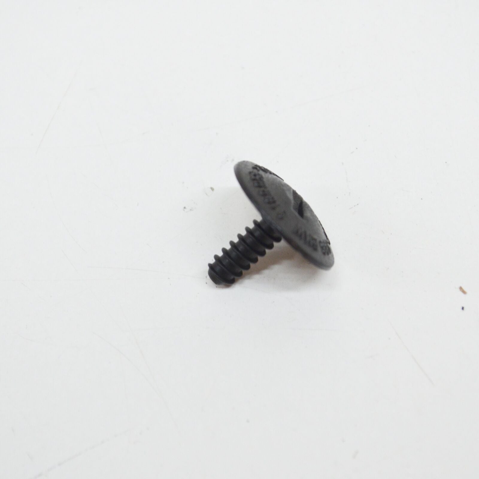 new bmw z4 e86 trunk trim panel push button fastener 8189958 51478189958