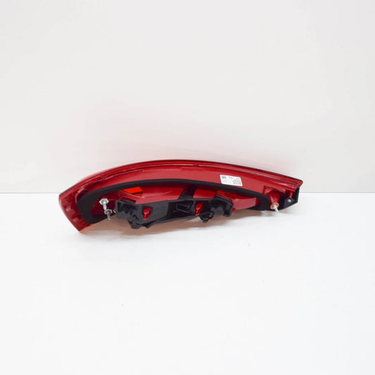NEW AUDI Q3 8U REAR RIGHT TAIL LIGHT 8U0945094 ORIGINAL