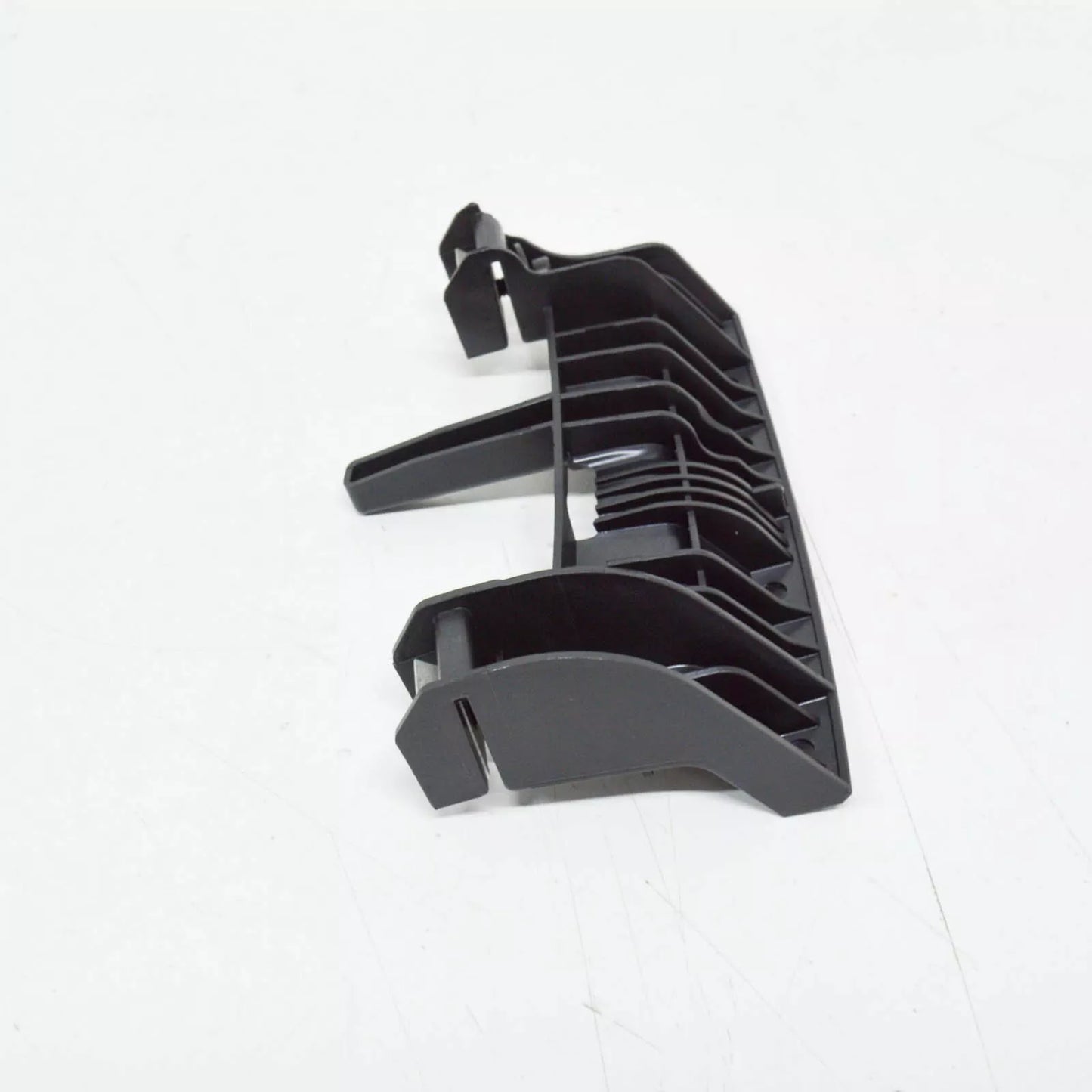 NEW BMW 2 GRAN TOURER F46 FRONT LEFT HEADLIGHT BRACKET MOUNT 63117391395