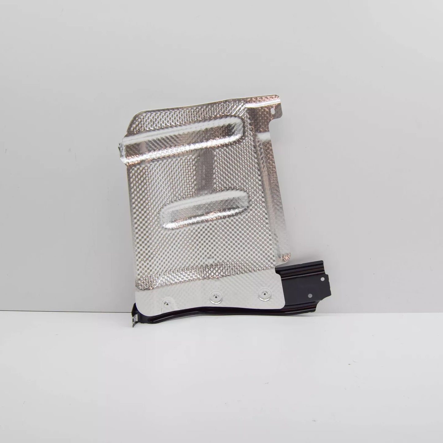 NEW MERCEDES-BENZ E-CLASS W212 HEAT SHIELD A2126800122 ORIGINAL