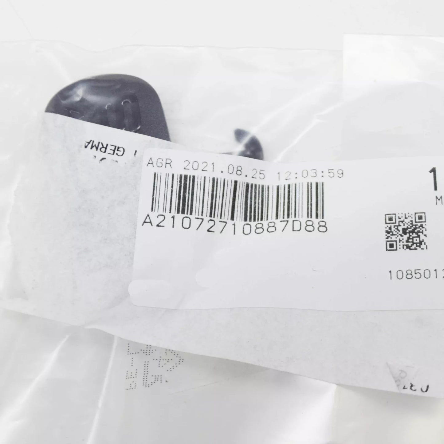 NEW MB E W210 FRONT DOOR COVER TRIM A21072710887D88 ORIGINAL