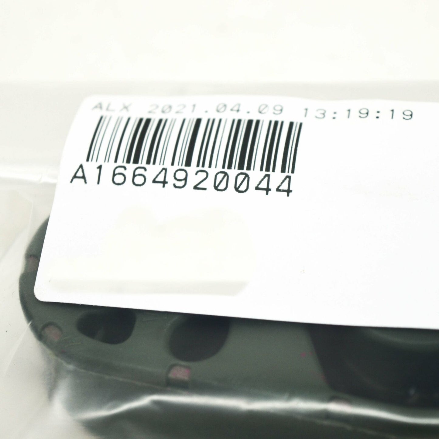 NEW MB GLE W166 REAR EXHAUST RIGHT SILENCER HANGING RING A1664920044 ORIGINAL