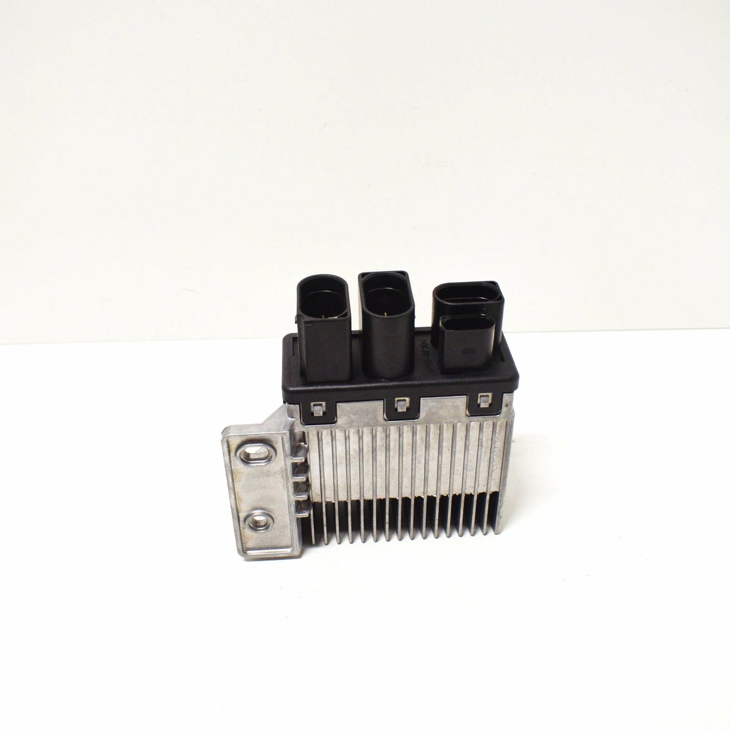 NEW VW TRANSPORTER T5 RADIATOR FAN CONTROL MODULE 7H0919506D 2.0TDI 103KW