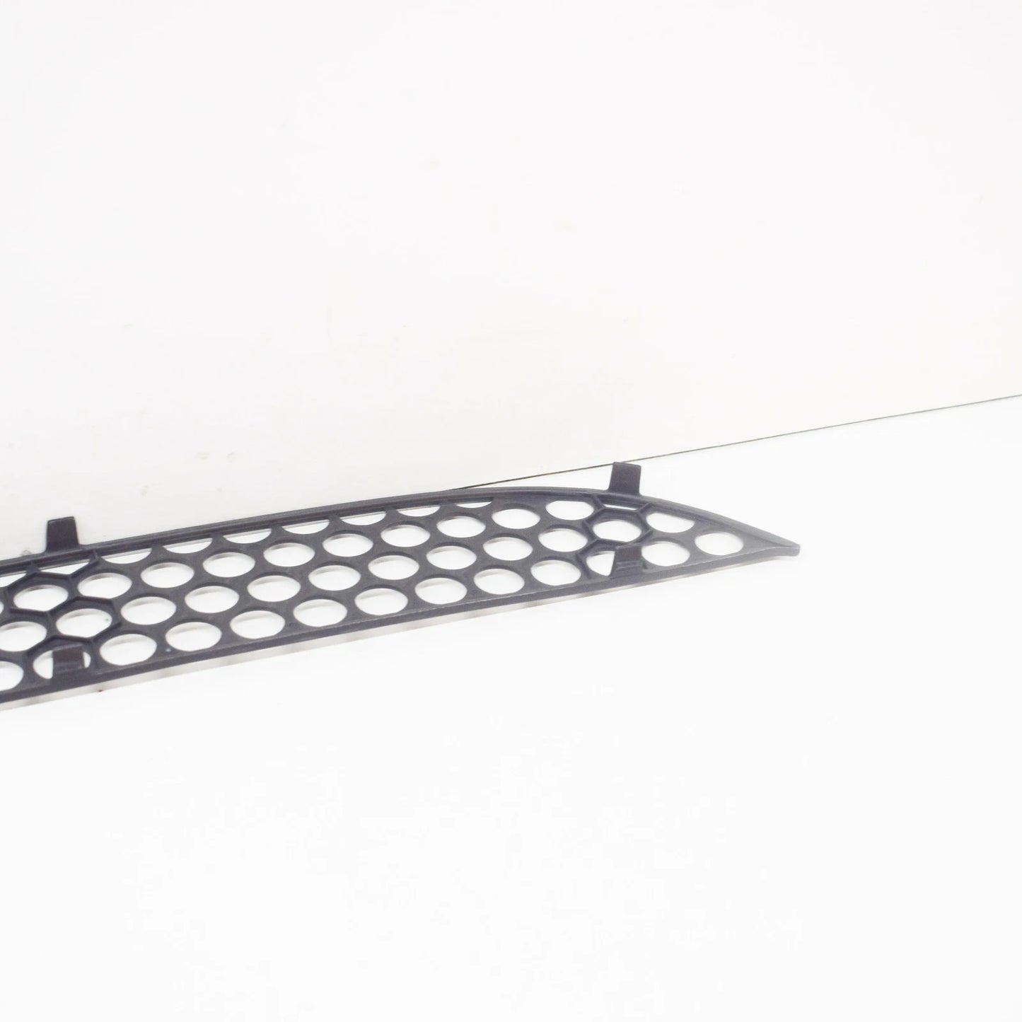 NEW MERCEDES-BENZ ML W163 FRONT BUMPER LOWER GRILLE A1638850681 ORIGINAL