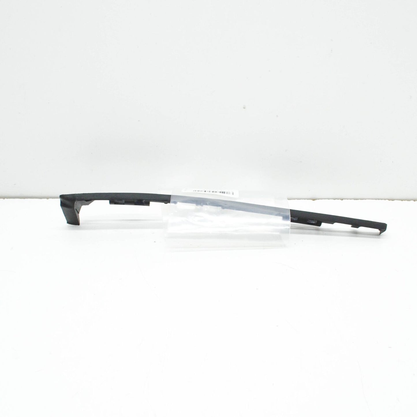 NEW MB E W211 FRONT LEFT ROCKER PANEL MOLDING SEAL A2116980998 ORIGINAL