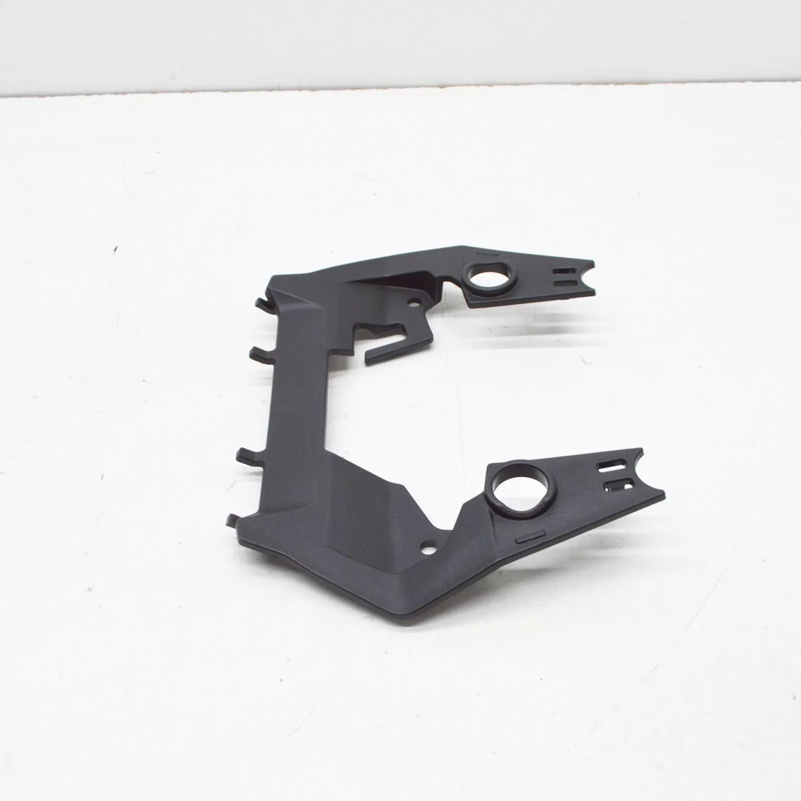 NEW BMW K83 F 900 R FRONT PANEL COVER CARRIER 46638406349 ORIGINAL