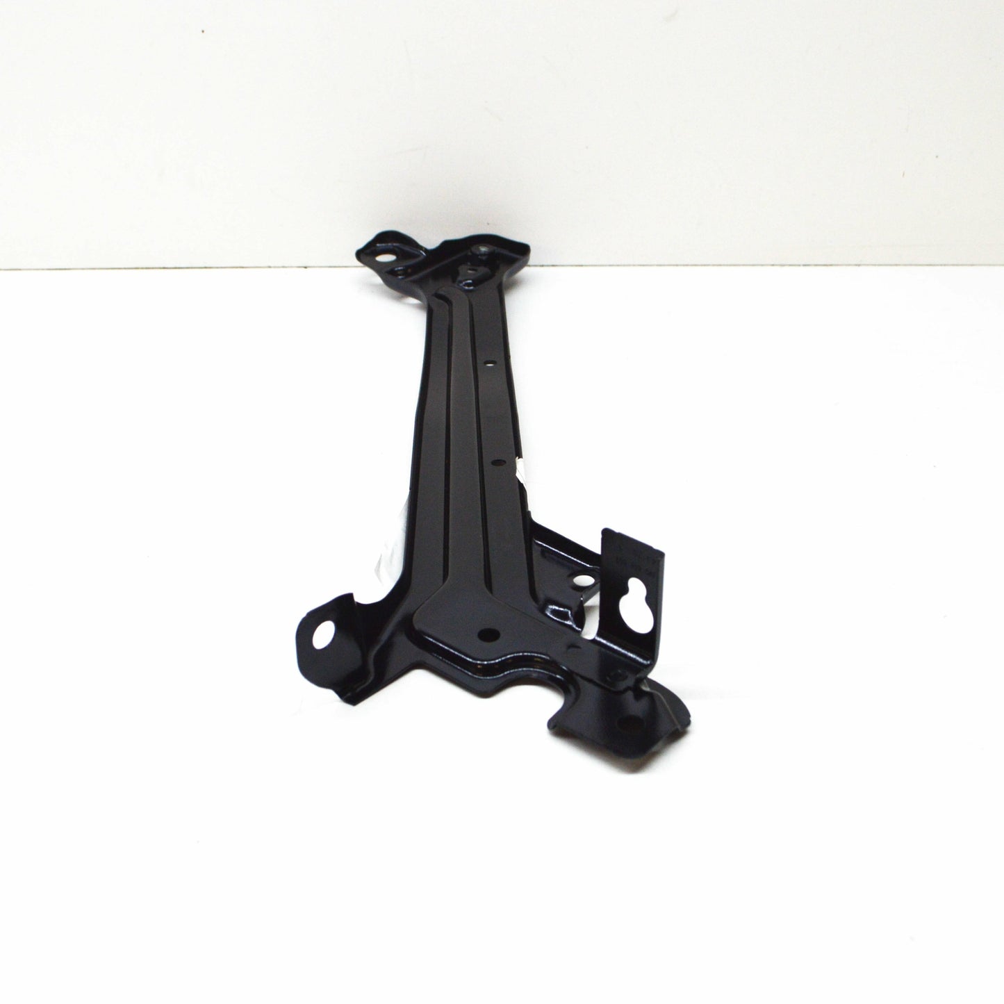 NEW SKODA SUPERB 3V B8 FRONT RADIATOR RIGHT SUPPORT BRACKET 3V0806930 ORIGINAL