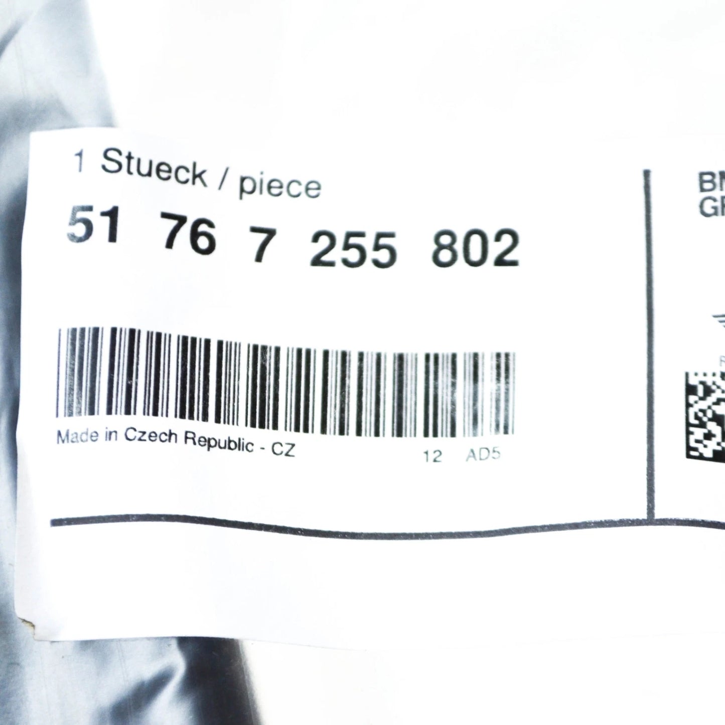 NEW BMW 3 F30 FRONT BONNET HOOD SEAL 51767255802 7255802 ORIGINAL