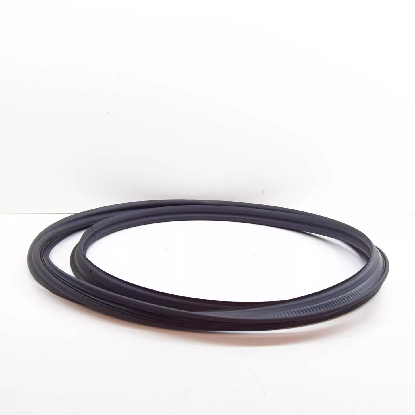 NEW MERCEDES-BENZ A W176 REAR END DOOR SEAL A1767400178 ORIGINAL