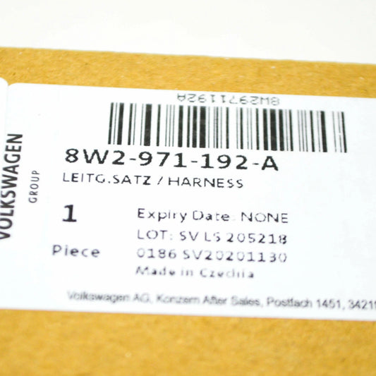 NEW AUDI A4 B9 FRONT CAMERA 4 PIN ADAPTER CABLE LOOM 8W2971192A