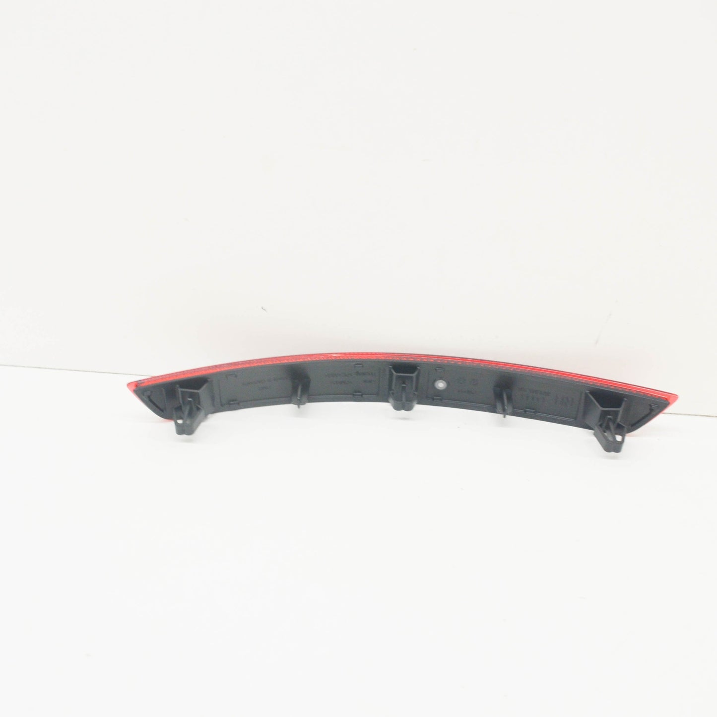 NEW AUDI A3 8V REAR LIGHT REFLECTOR RIGHT 8V4945106 ORIGINAL