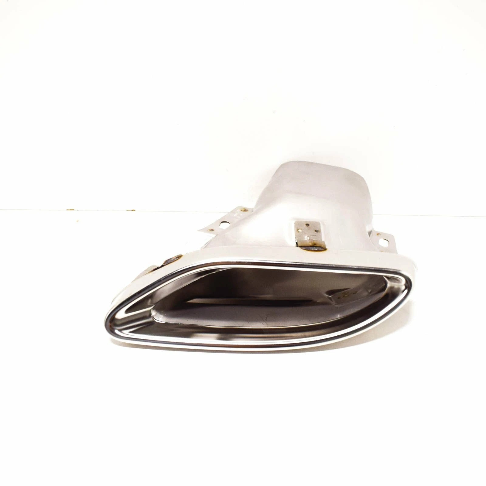 NEW MERCEDES-BENZ E W213 LEFT TAIL PIPE COVER A2134903301