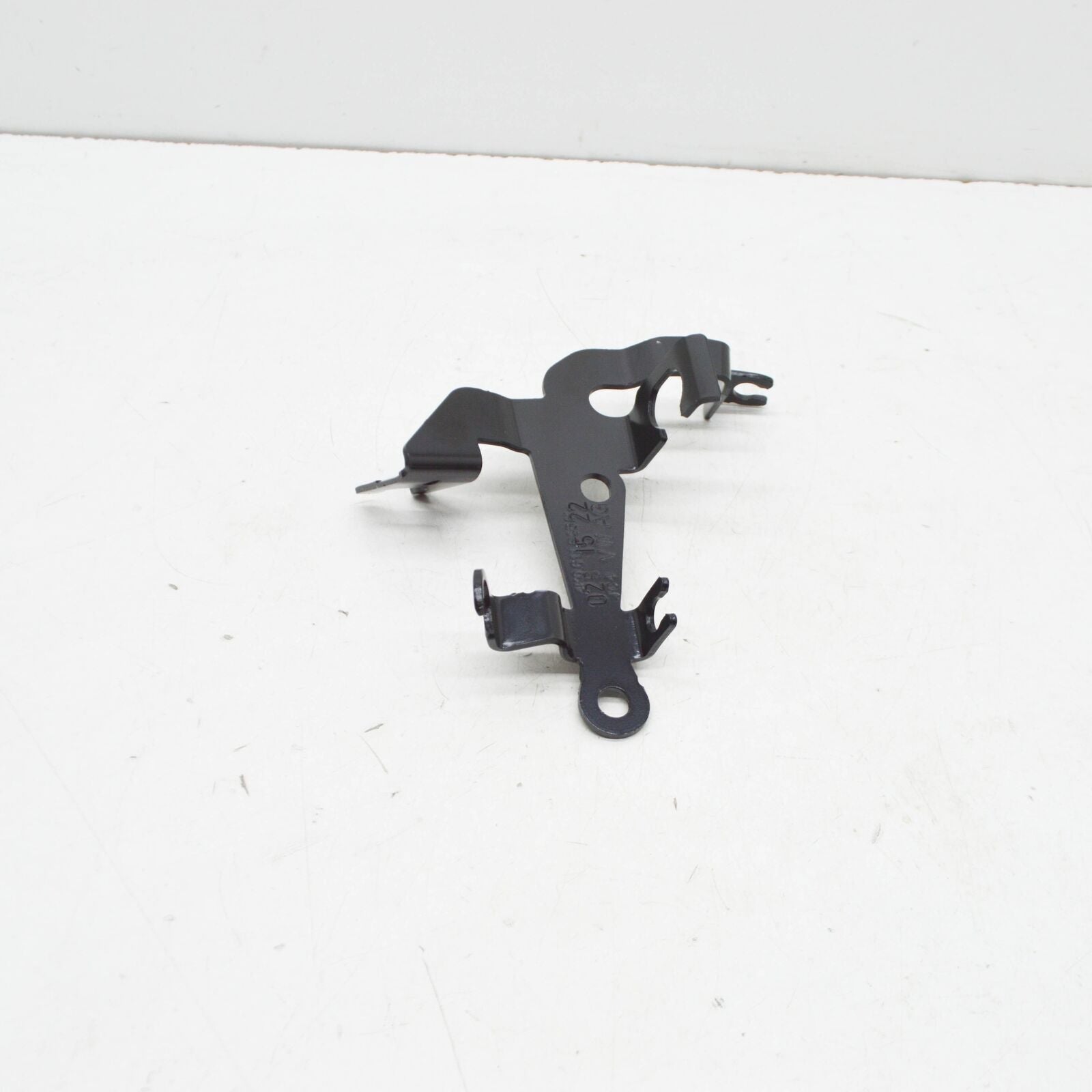 NEW AUDI A6 AVANT C8 RIGHT BRAKE HOSE RETAINER 4K0611846K ORIGINAL