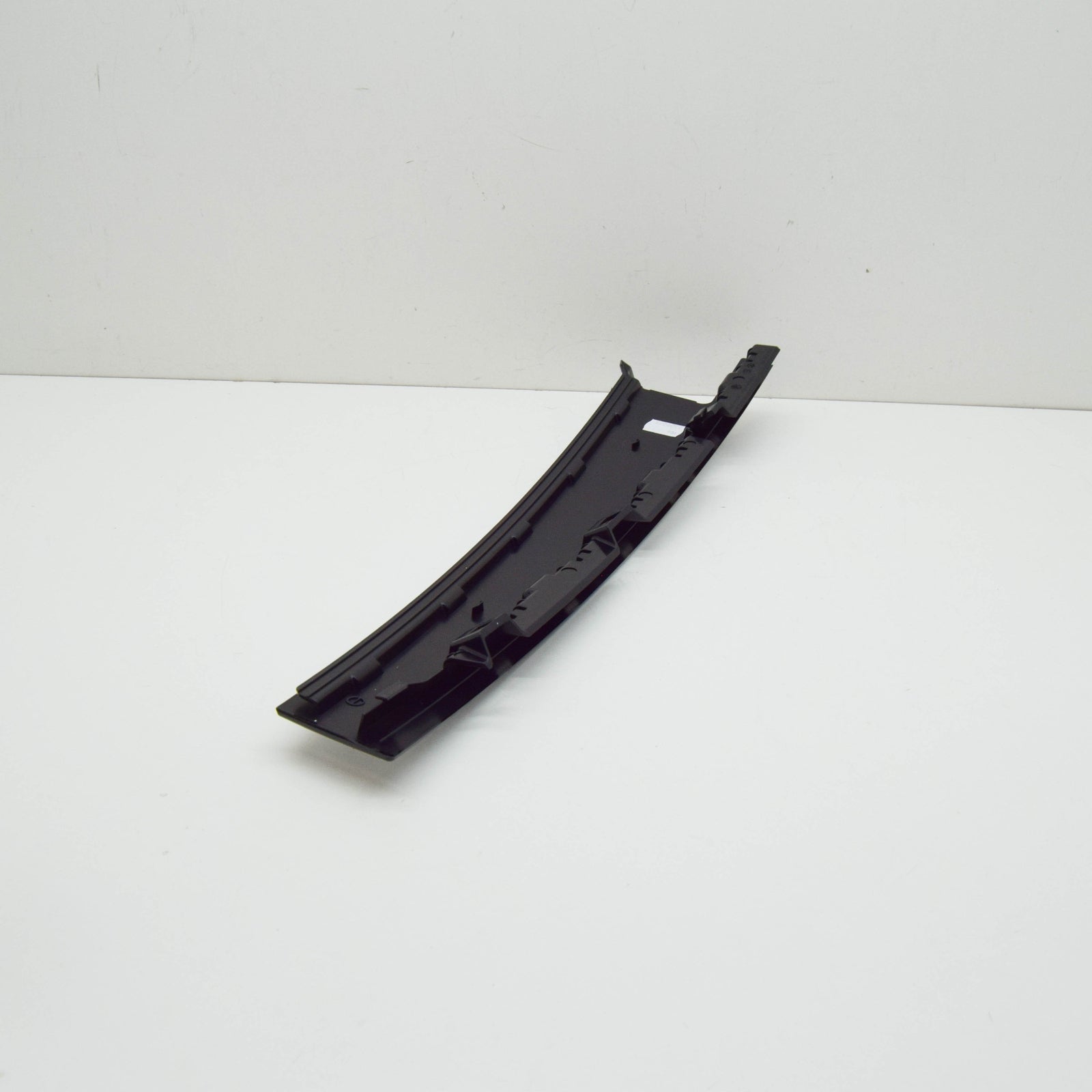 NEW VW ID.3 E11 REAR LEFT DOOR WINDOW FRAME TRIM 10A839901A041 ORIGINAL