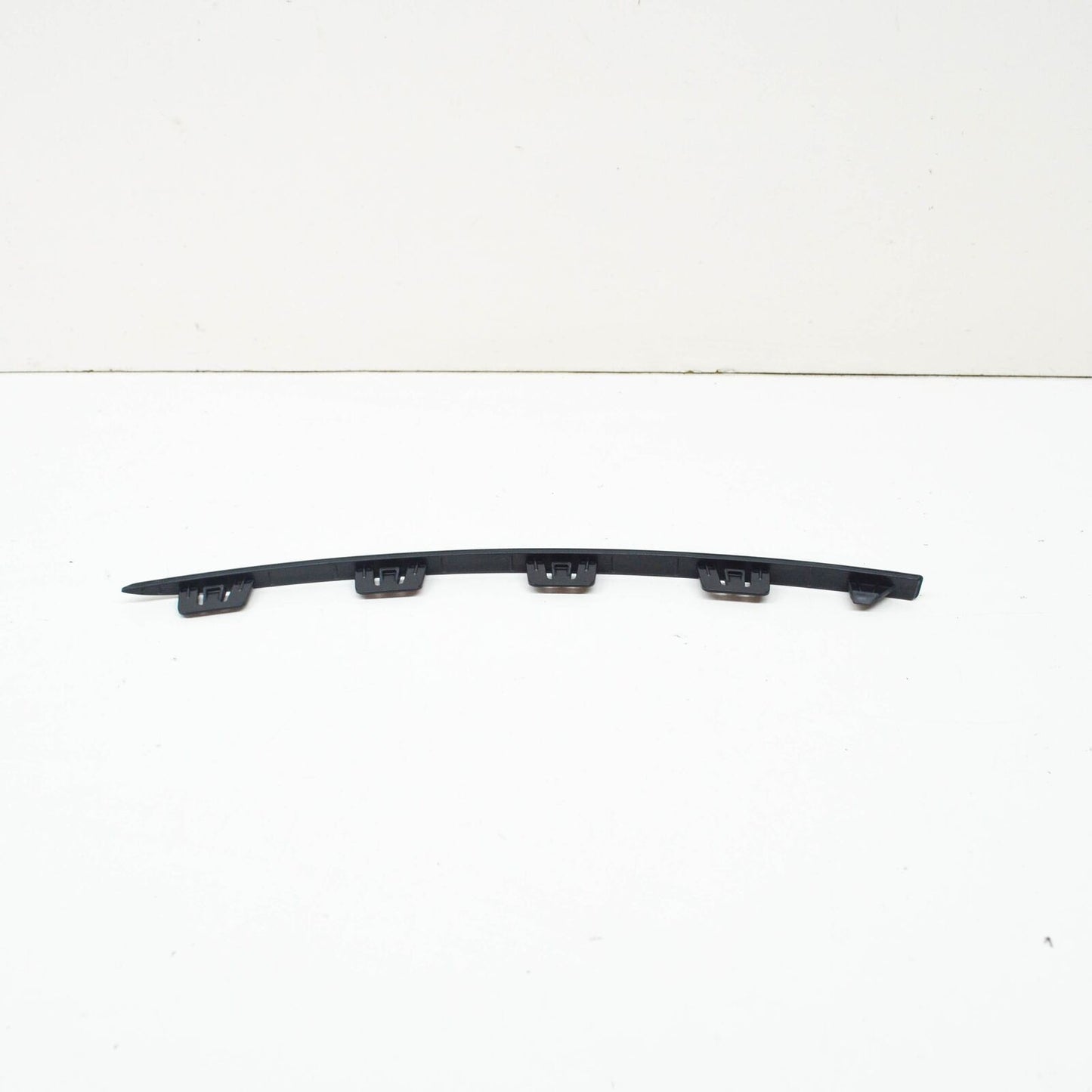 NEW MB B SPORTS TOURER W247 FRONT BUMPER LEFT BOTTOM STRIP A2478857302 ORIGINAL