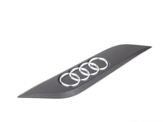 NEW AUDI R8 4S LEFT INTAKE MANIFOLD EMBLEM 07L133621A ORIGINAL