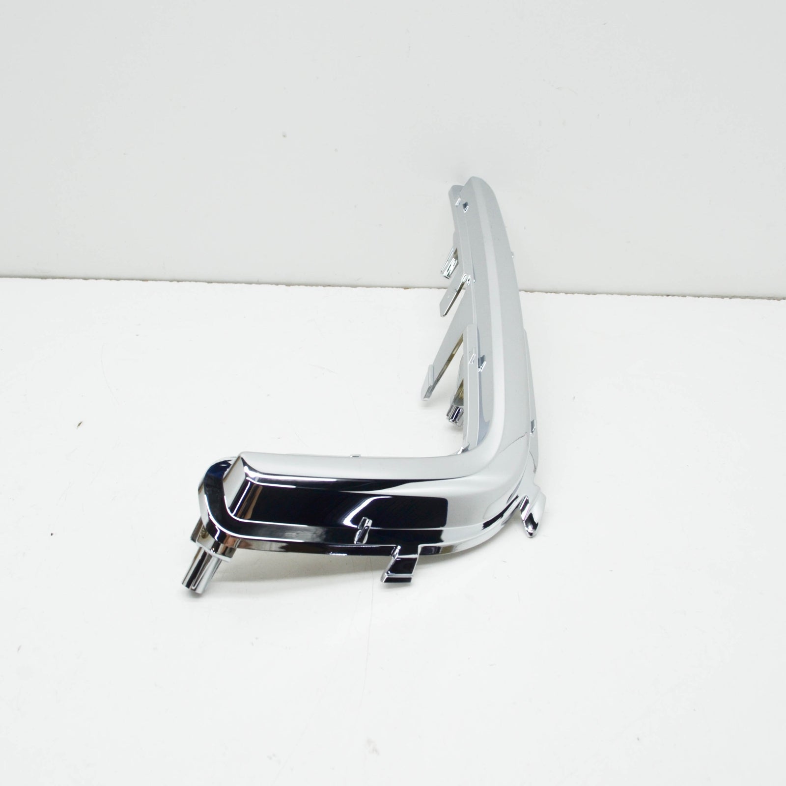 new ford mondeo mk5 front left fog lamp grille trim 2385484 original