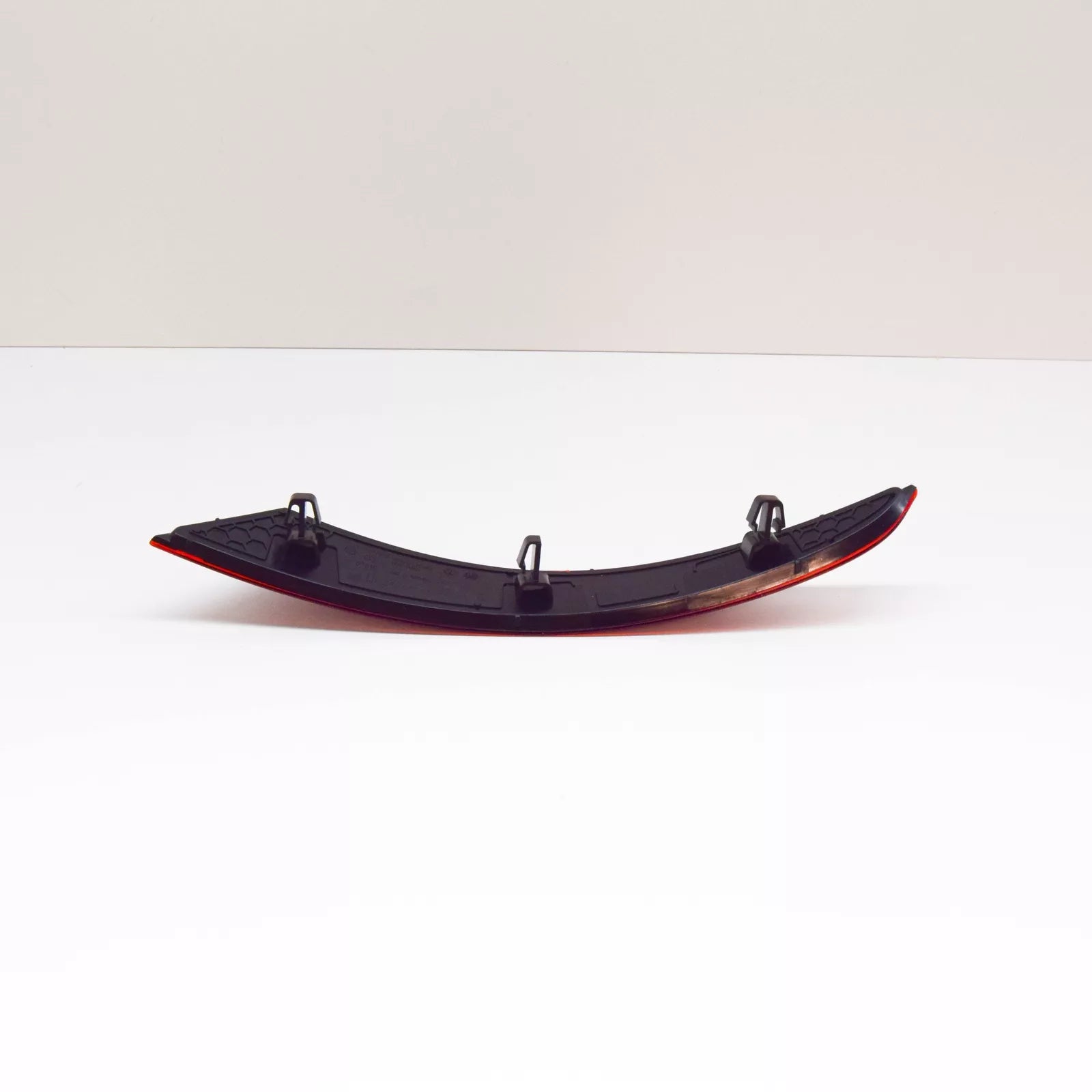 NEW CUPRA FORMENTOR REAR LEFT BUMPER REFLECTOR 5FF945105 ORIGINAL
