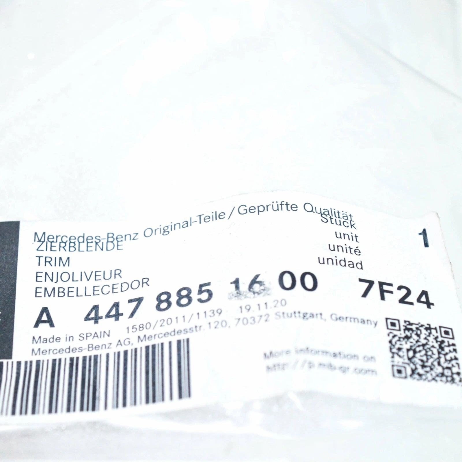 NEW MB VITO W447 AMG FRONT BUMPER BOTTOM CENTER MOLDING A44788516007F24