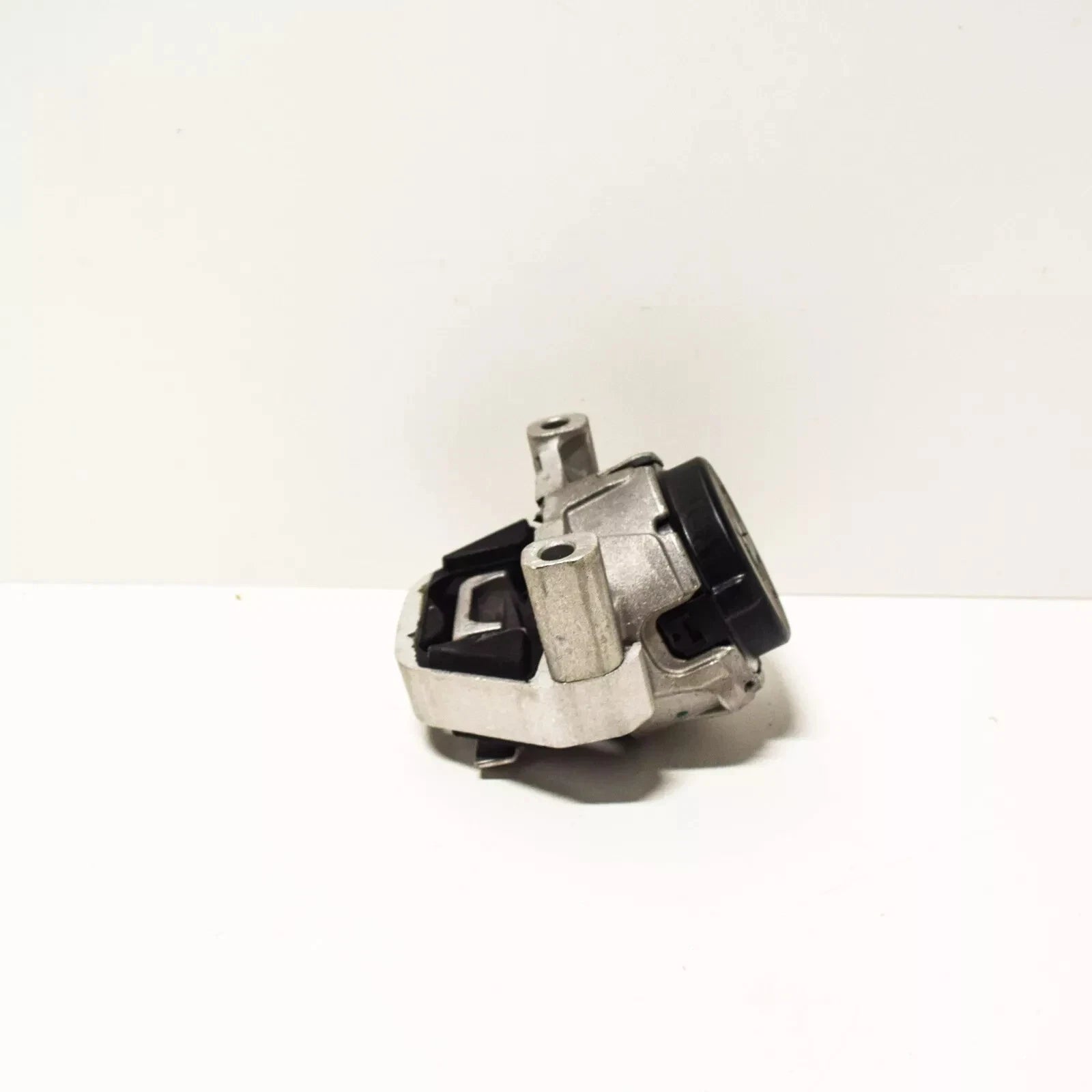 AUDI A6 4G C7 Right Motor Mount 4G0199381QG NEW