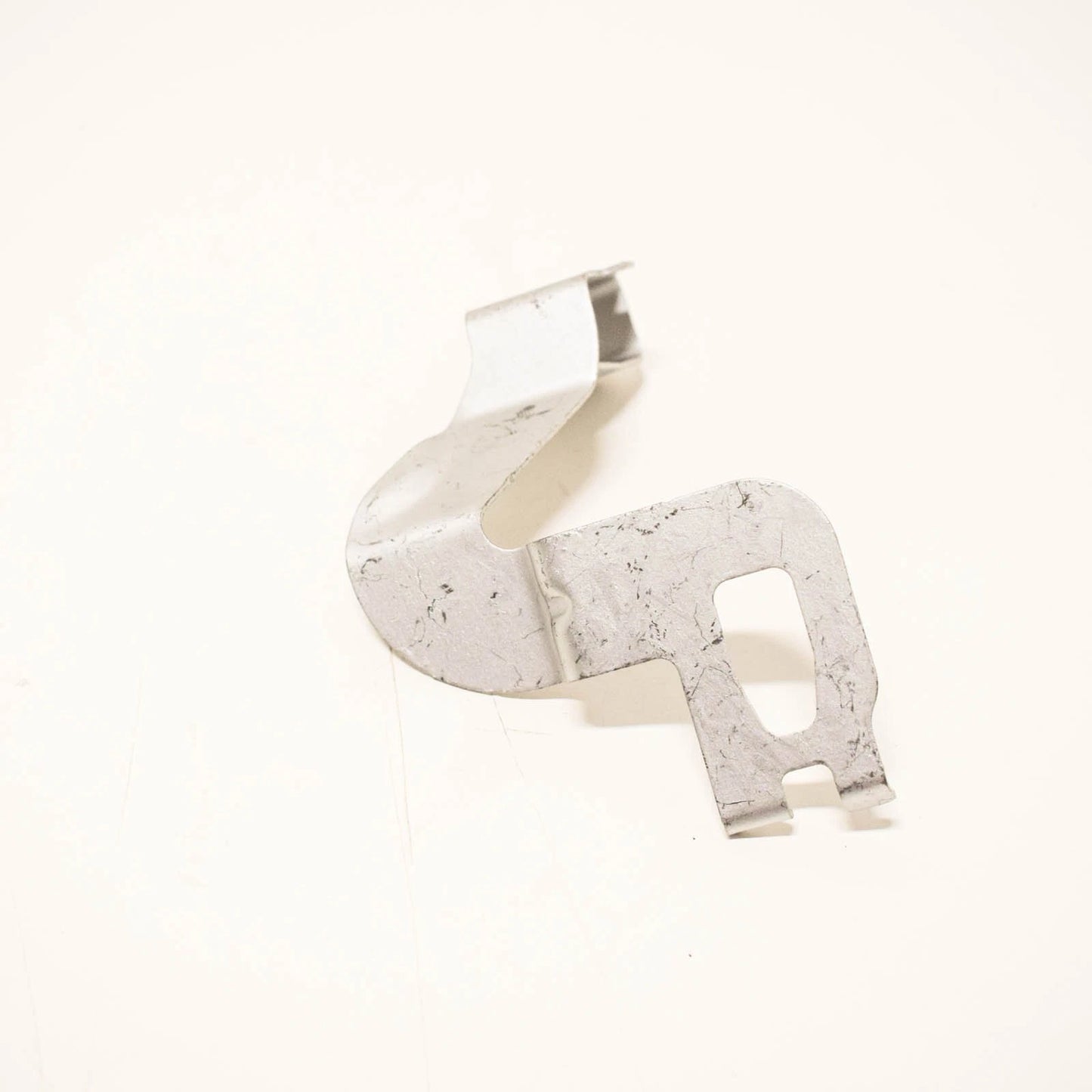 NEW MERCEDES-BENZ GLC COUPE C253 NOISE INSULATION LEFT HOLDER A2535240040