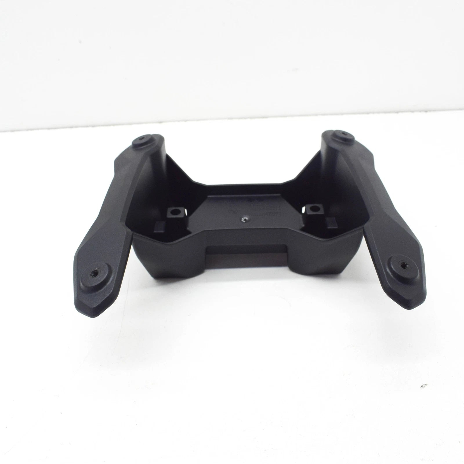 NEW BMW K800 F750 GS WINDSCREEN HOLDER 46638564649 ORIGINAL