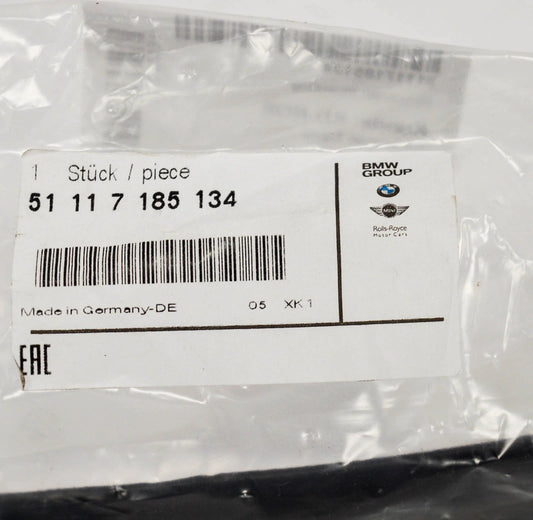 NEW BMW 1 E81 FRONT BUMPER RIGHT RUBBER STRIP PDC 51117185134 ORIGINAL