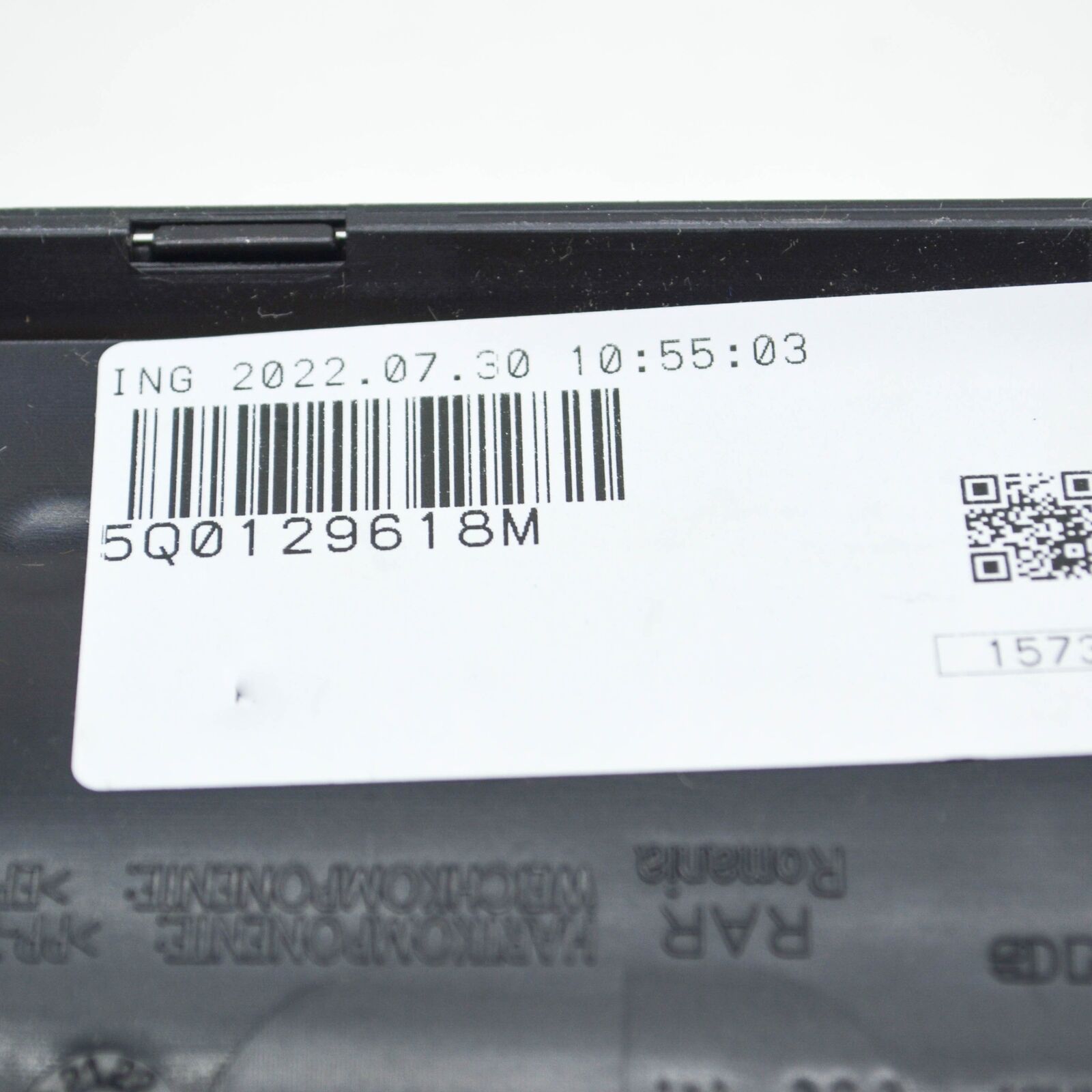 NEW VOLKSWAGEN GOLF MK8 CD AIR GUIDE 5Q0129618M ORIGINAL