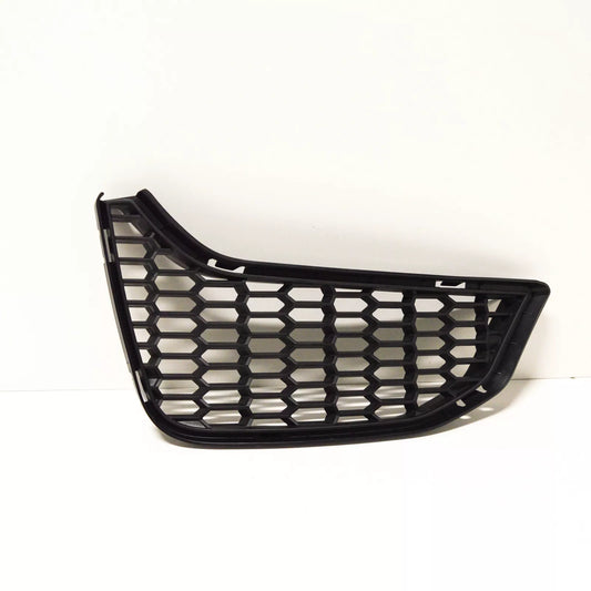 NEW BMW M4 F82 FRONT BUMPER LOWER RIGHT GRILLE 51118054302 8054302 2016 ORIGINAL