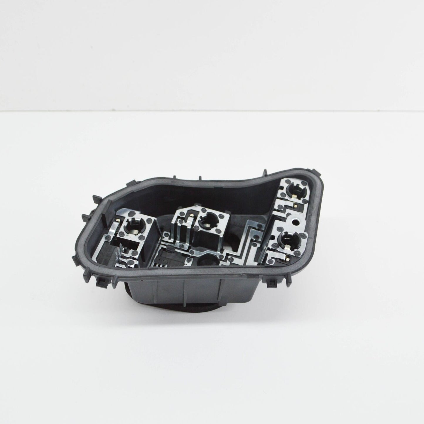 NEW VOLKSWAGEN POLO 6R REAR RIGHT BULB HOLDER 2G0945258 ORIGINAL