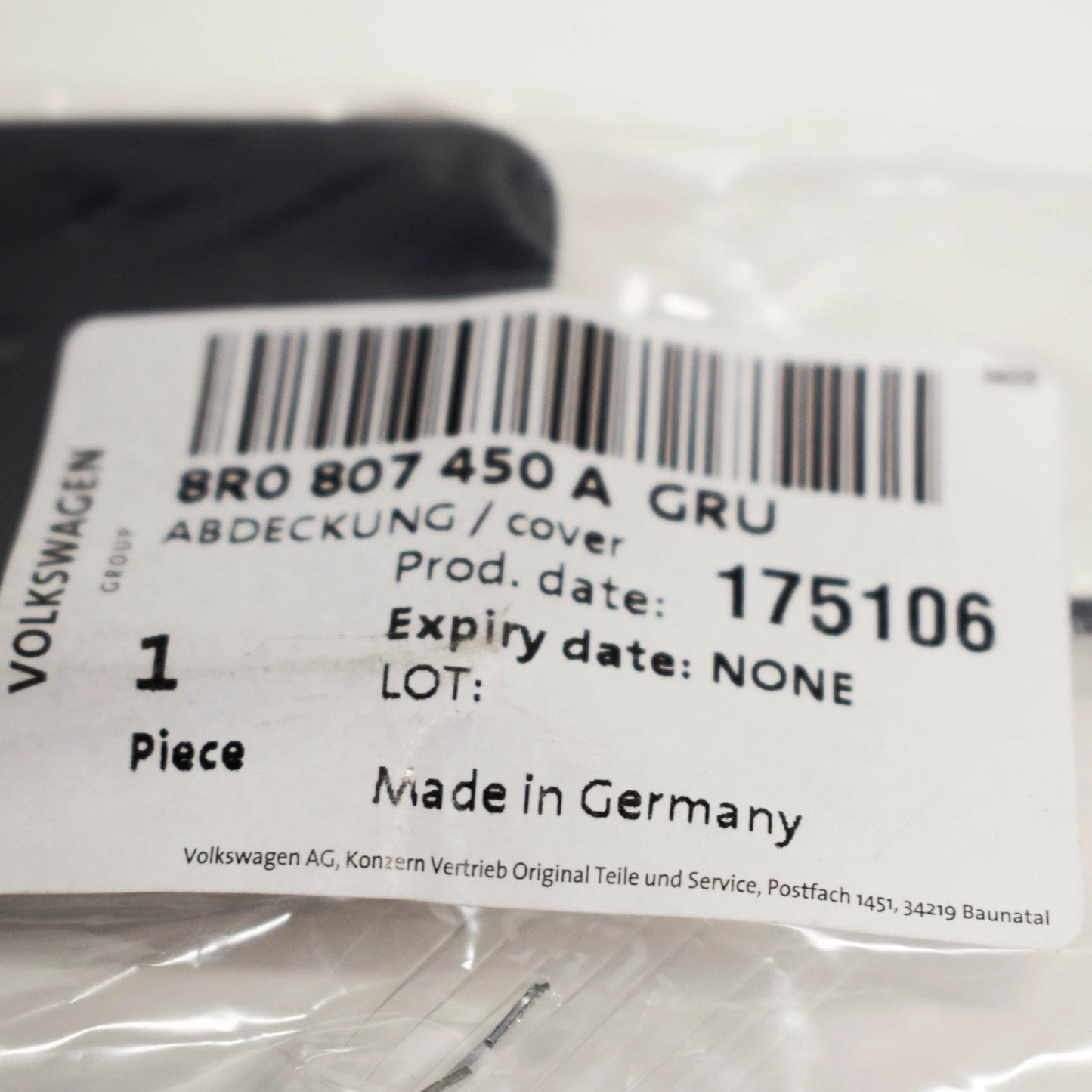 NEW AUDI Q5 8R REAR BUMPER RIGHT TOW HOOK EYE CAP COVER 8R0807450AGRU ORIGINAL