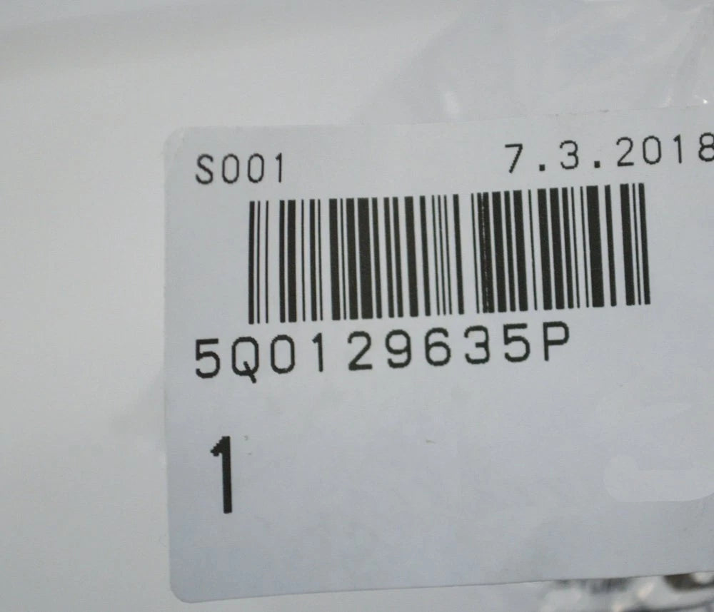 NEW AUDI A3 8V 1.8 TFSI 132KW TURBO INLET PIPE 5Q0129635Q 2012